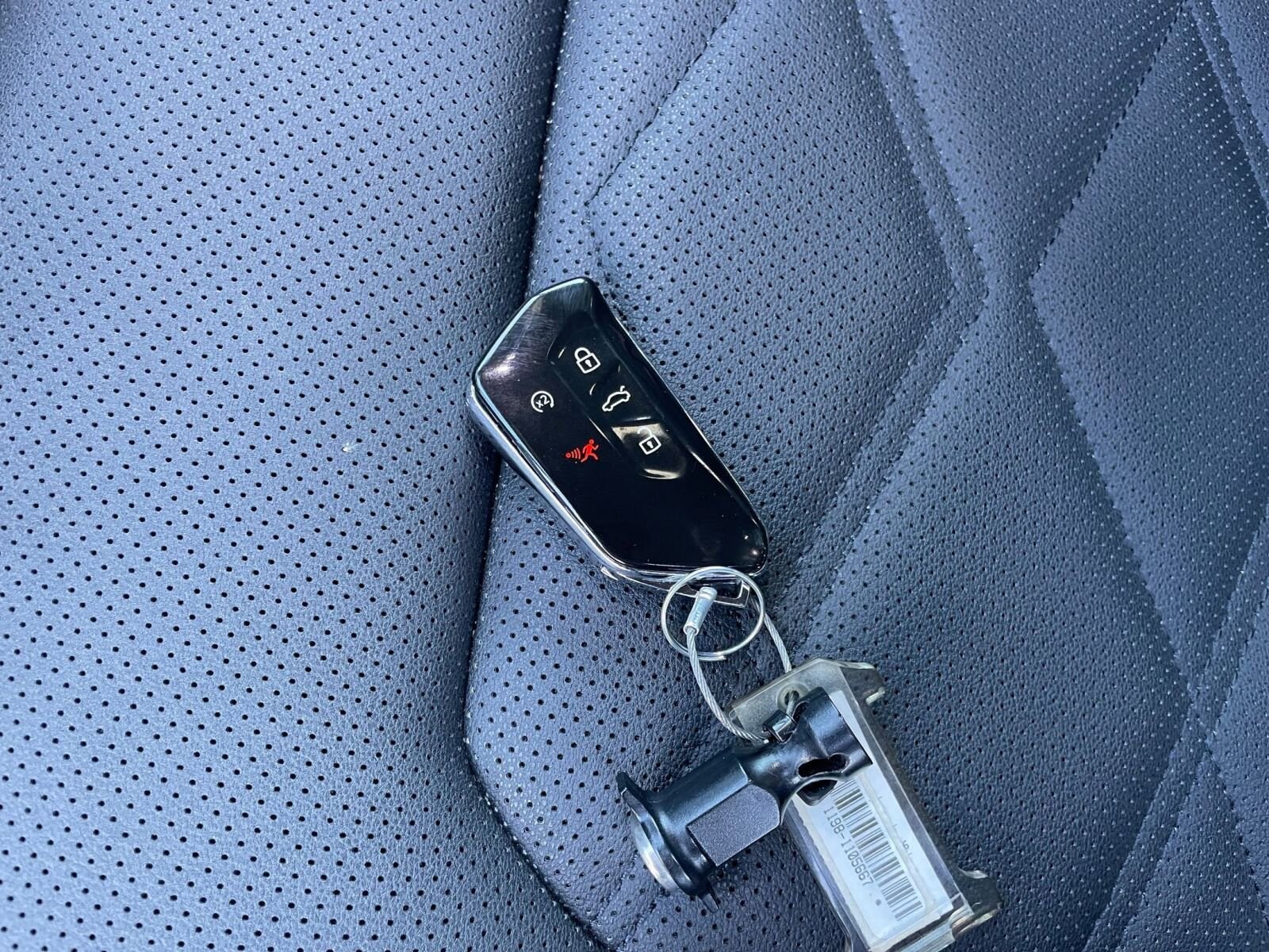 Thumbnail: 2025 Volkswagen Atlas - 27