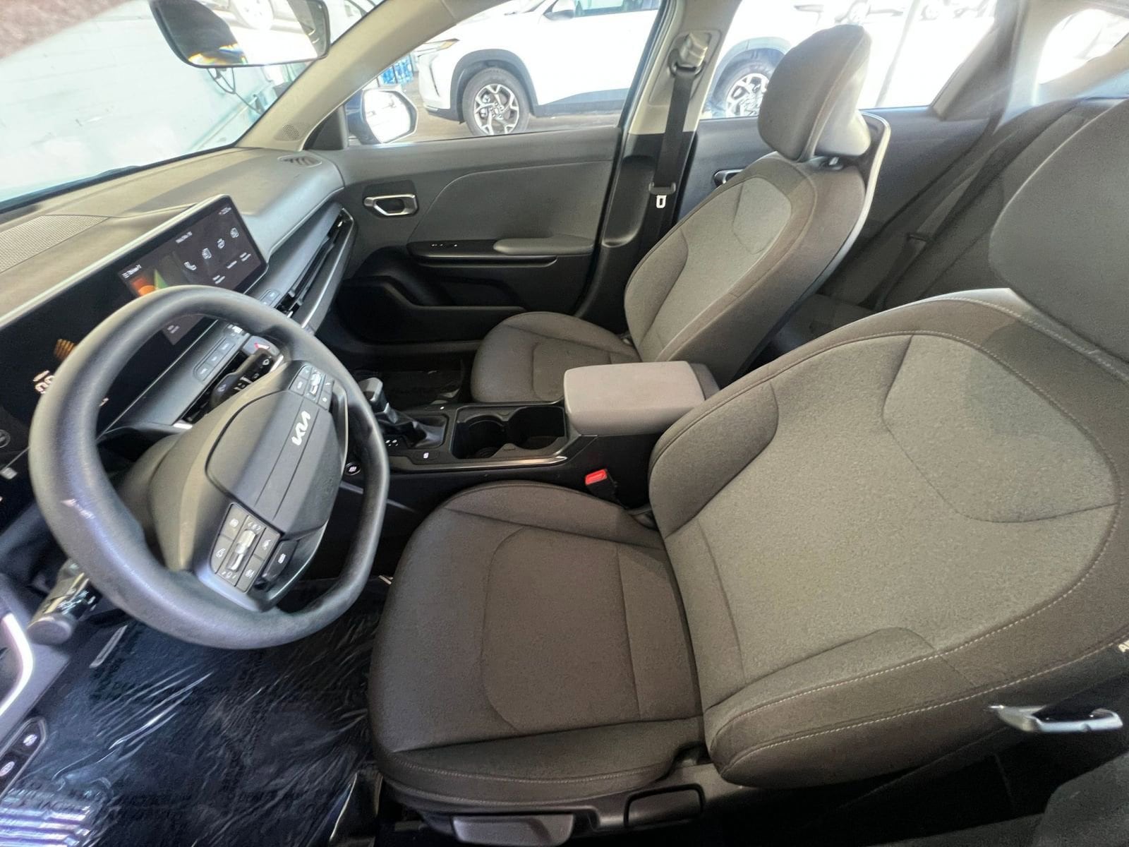 Thumbnail: 2025 Kia K4 - 27