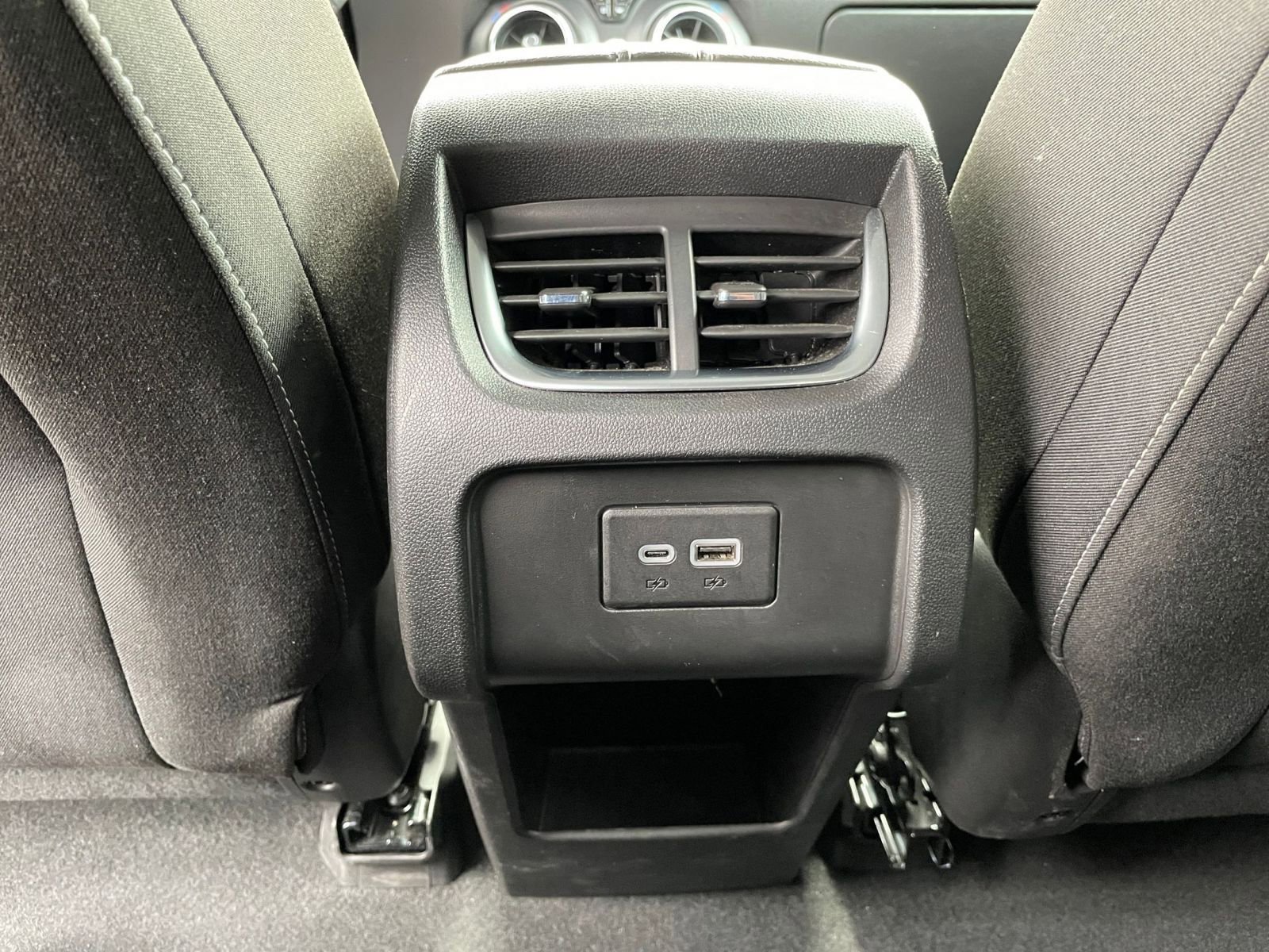 Thumbnail: 2025 Chevrolet Blazer - 23