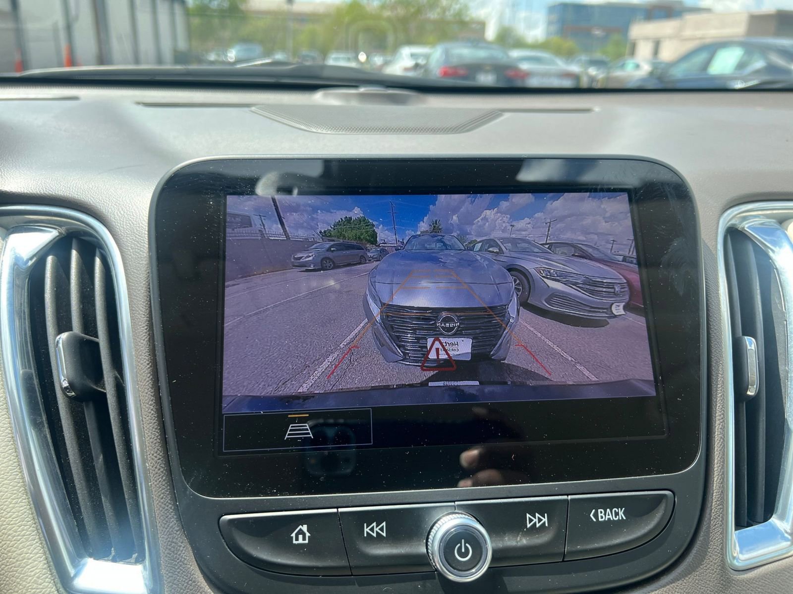 Thumbnail: 2024 Chevrolet Malibu - 17