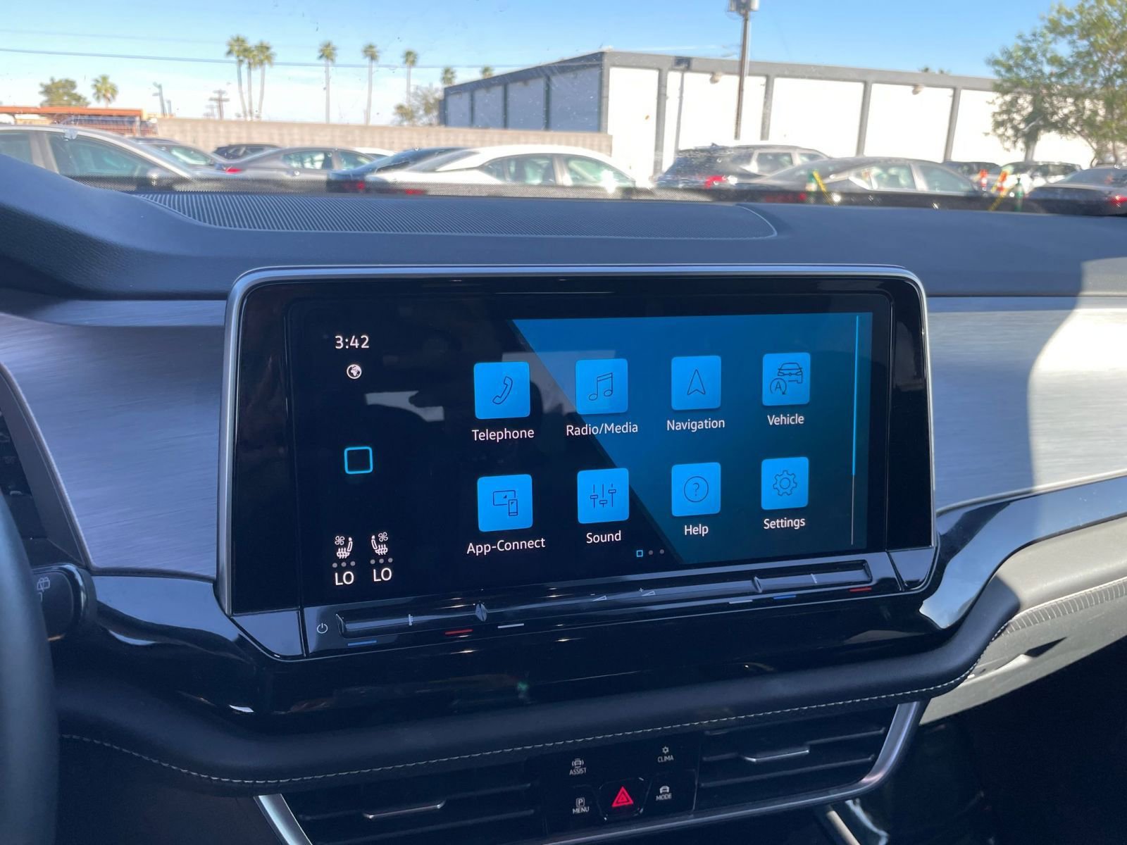 Thumbnail: 2025 Volkswagen Atlas - 20