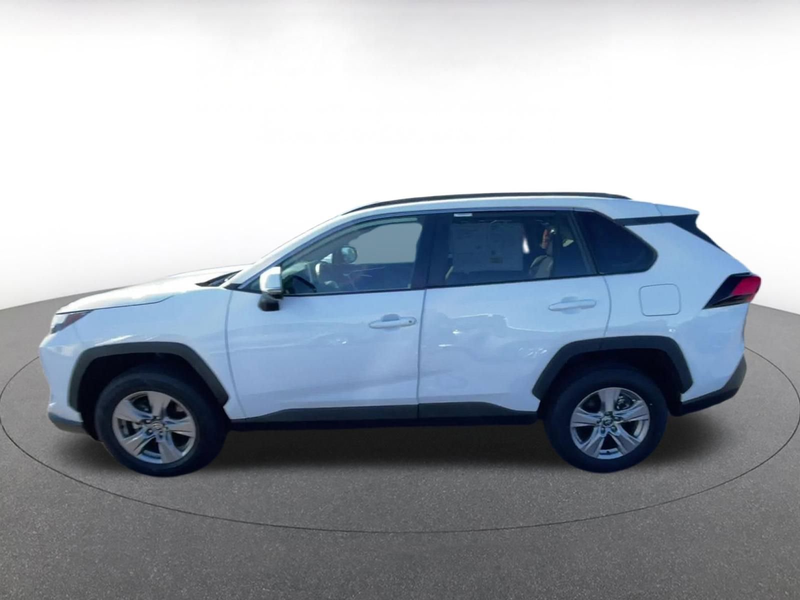 Thumbnail: 2025 Toyota RAV4 - 9