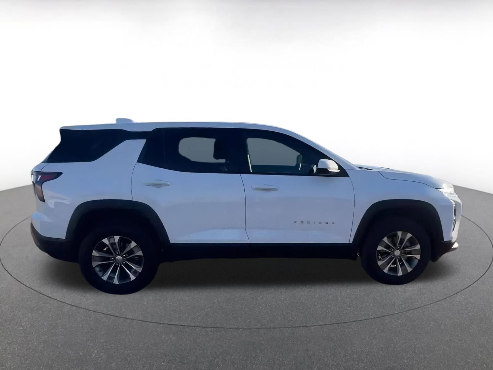 Thumbnail: 2025 Chevrolet Equinox - 16