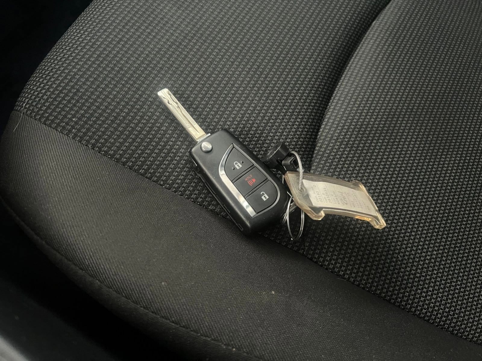 Thumbnail: 2025 Toyota RAV4 - 22