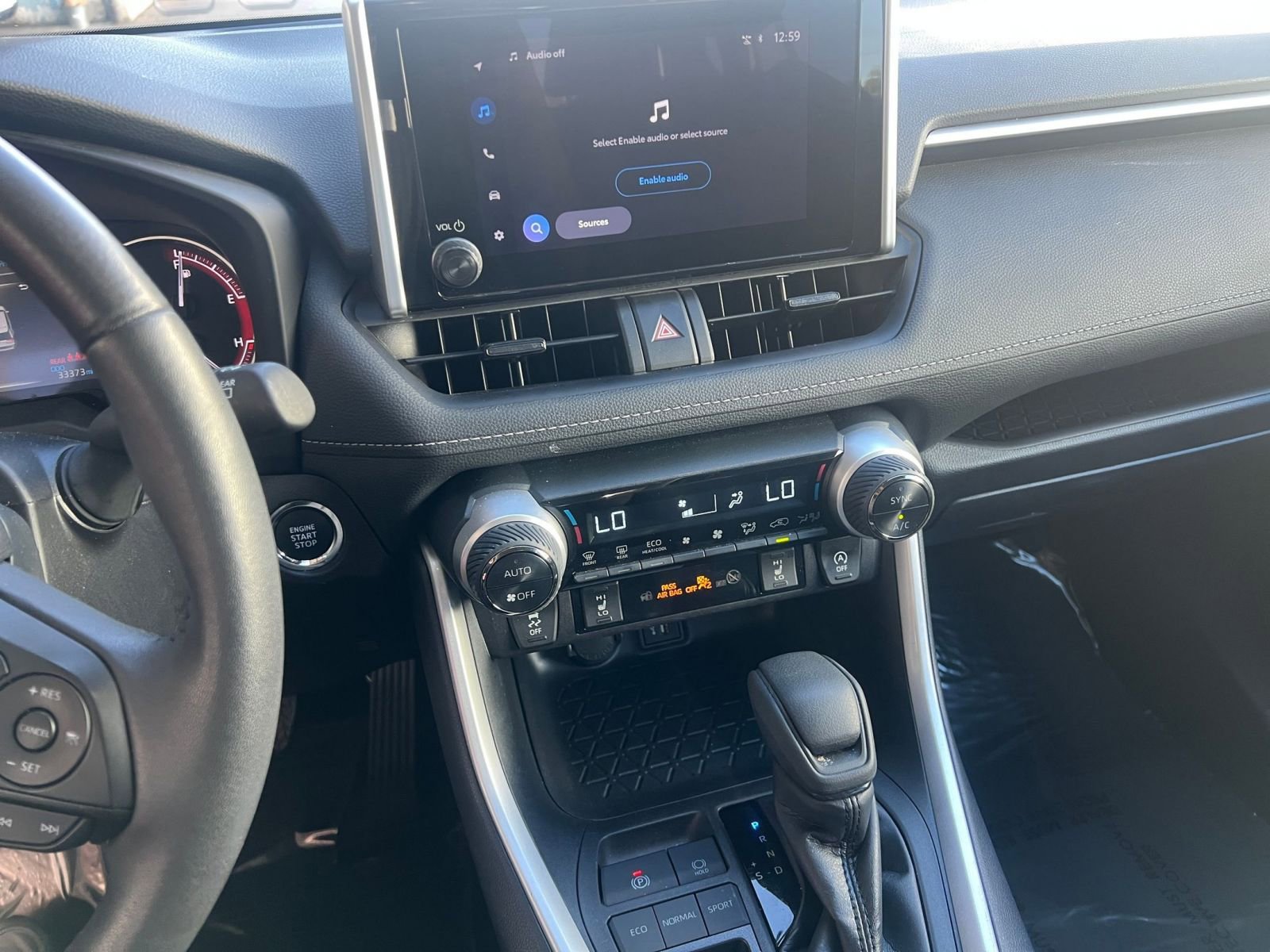 Thumbnail: 2025 Toyota RAV4 - 17