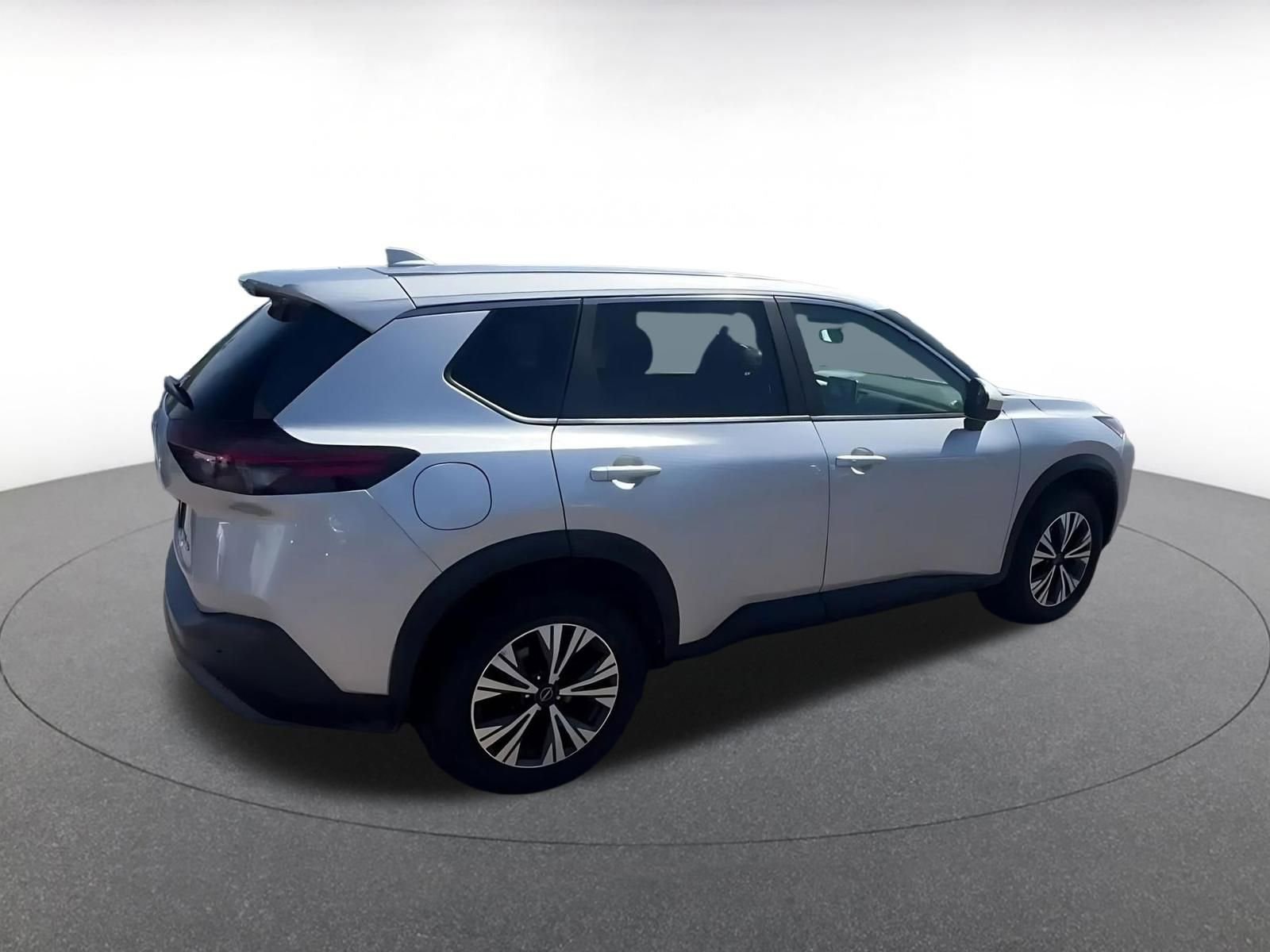 Thumbnail: 2023 Nissan Rogue - 15