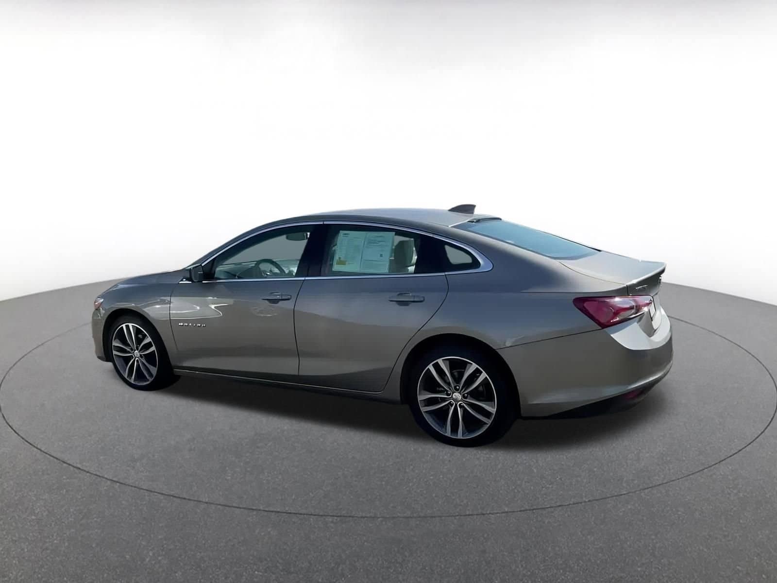 Thumbnail: 2024 Chevrolet Malibu - 10