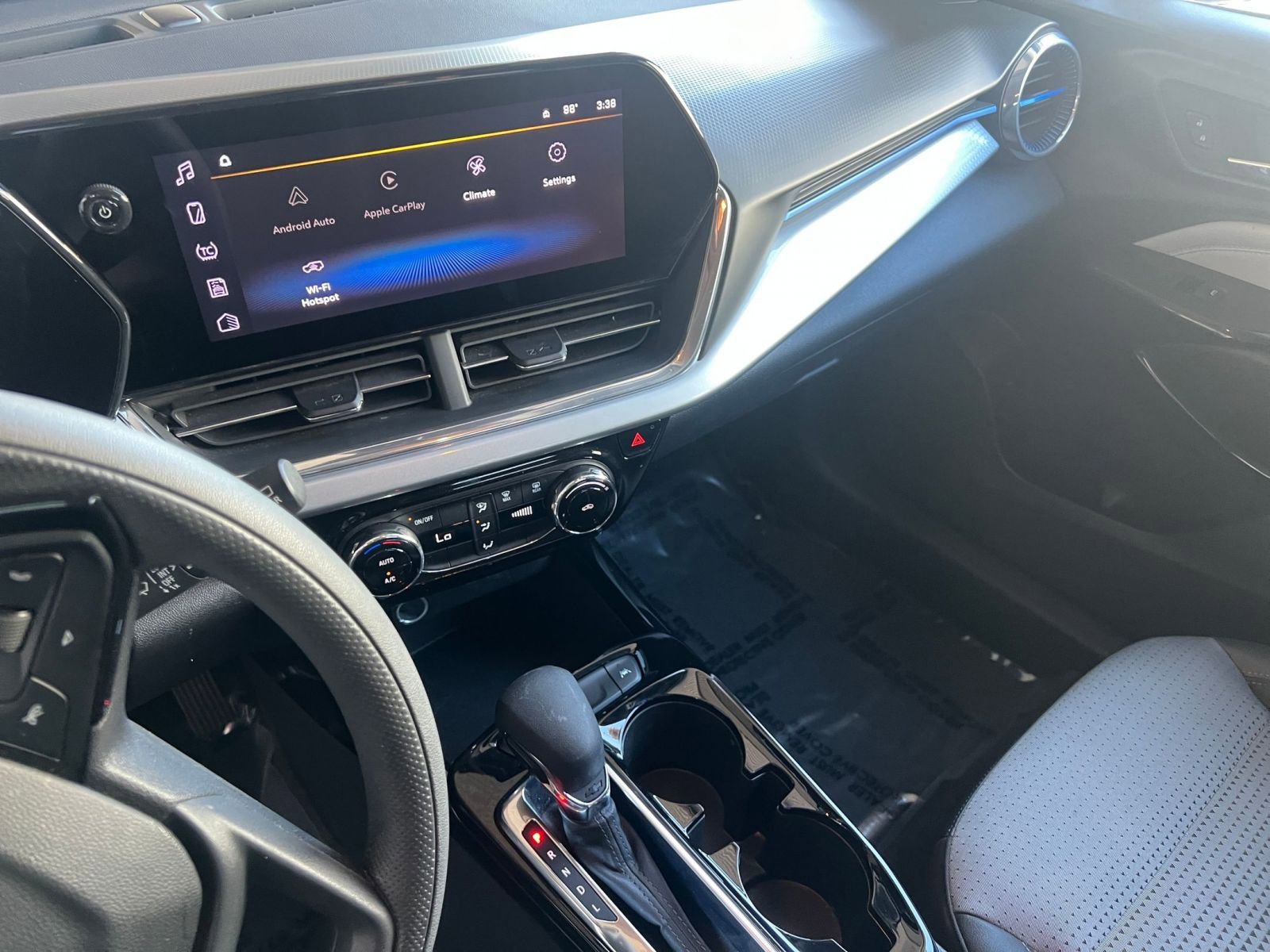 Thumbnail: 2025 Chevrolet Trax - 17