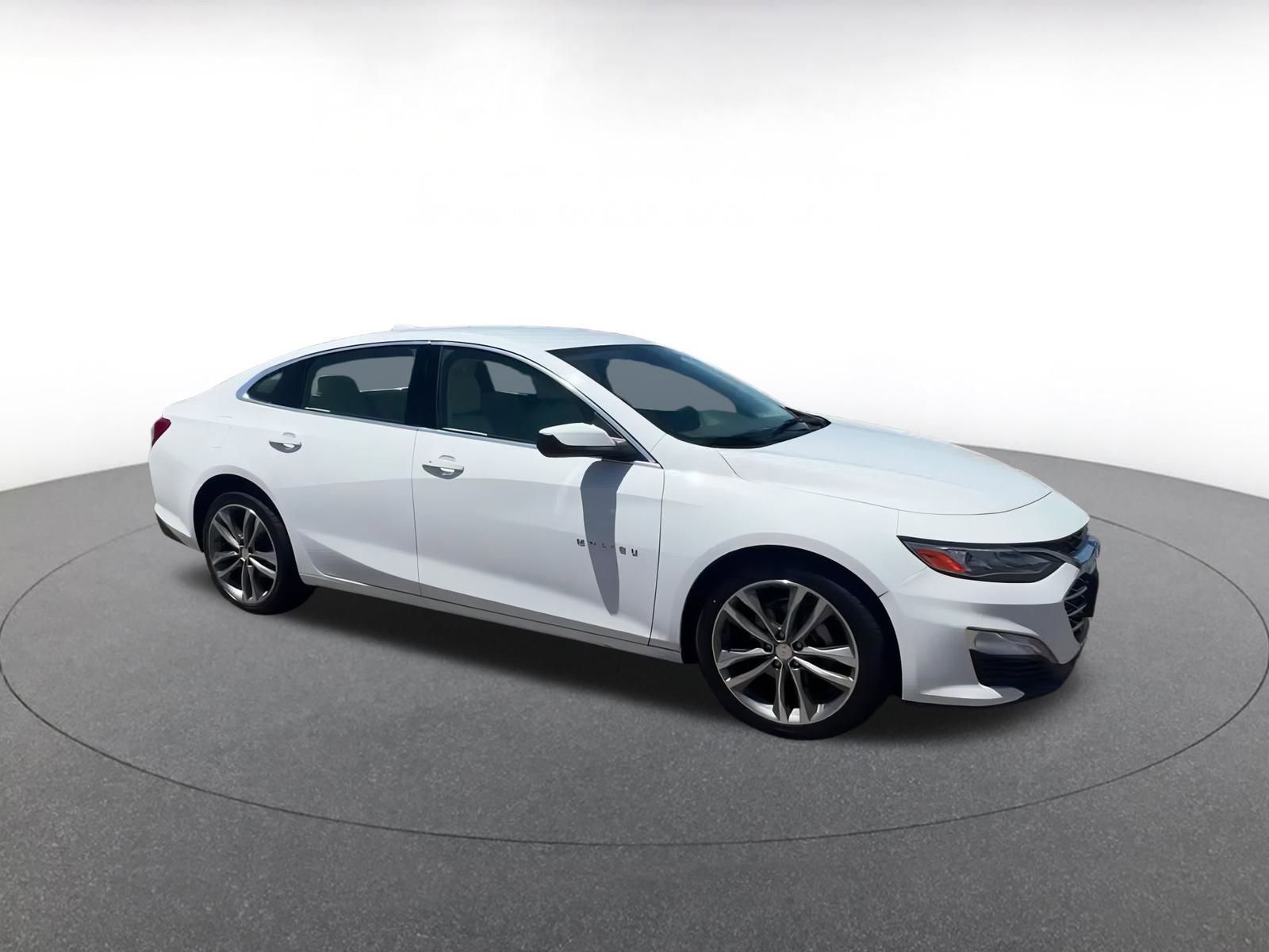 Thumbnail: 2024 Chevrolet Malibu - 2