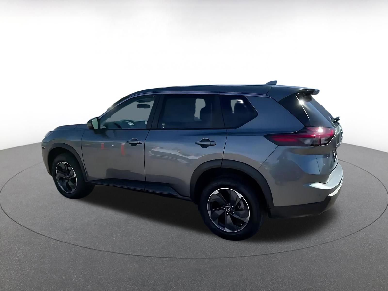 Thumbnail: 2025 Nissan Rogue - 10