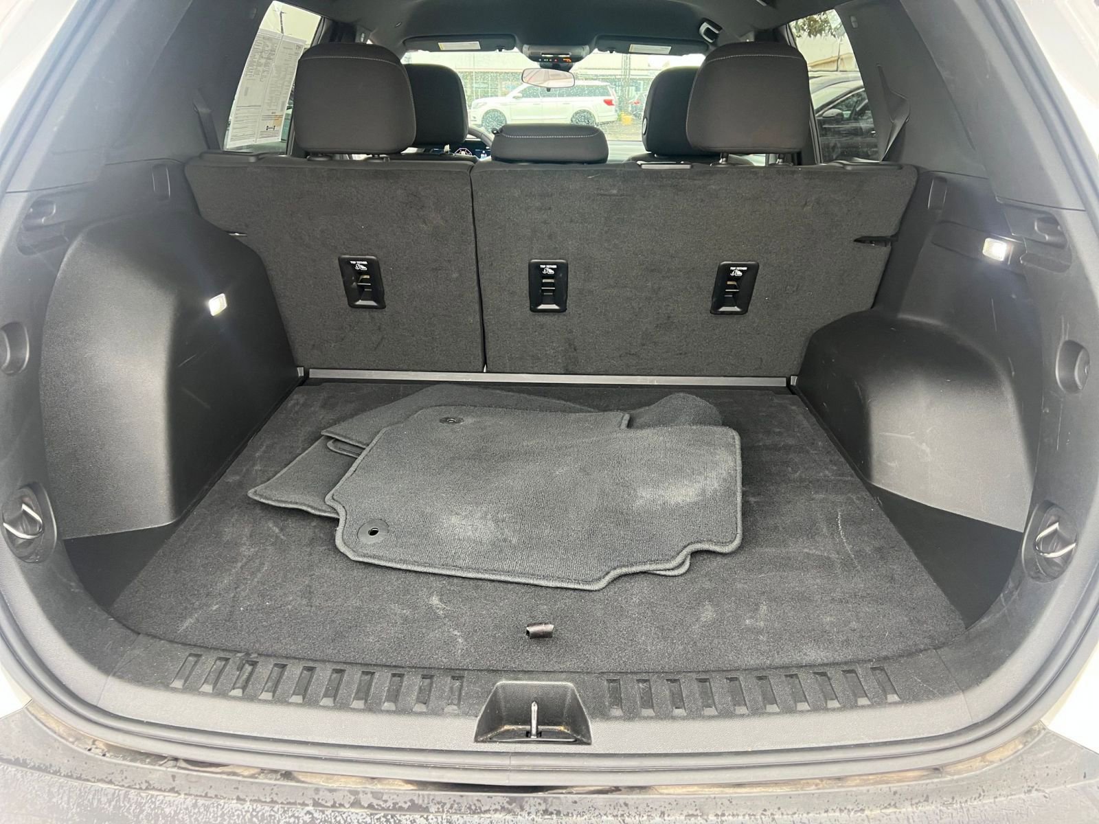 Thumbnail: 2025 Chevrolet Equinox - 31