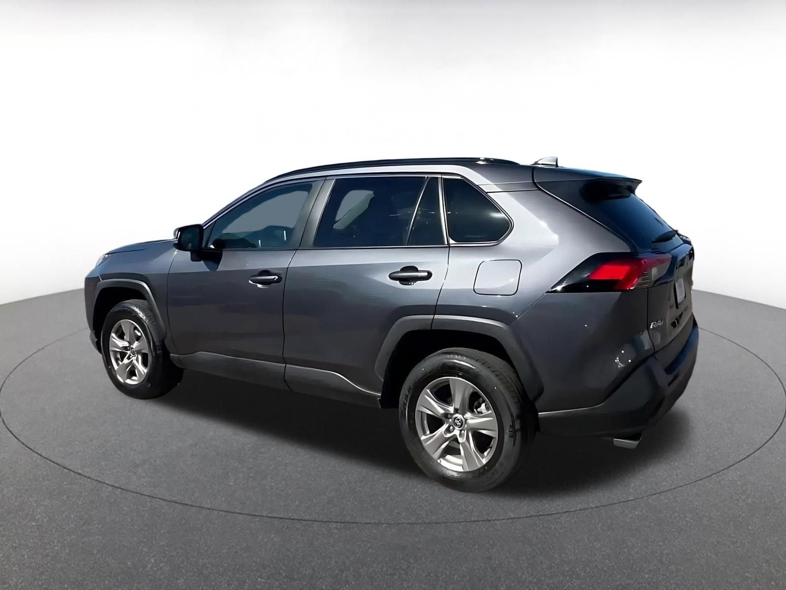 Thumbnail: 2025 Toyota RAV4 - 10