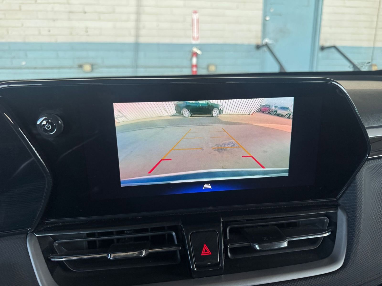 Thumbnail: 2025 Chevrolet TrailBlazer - 17