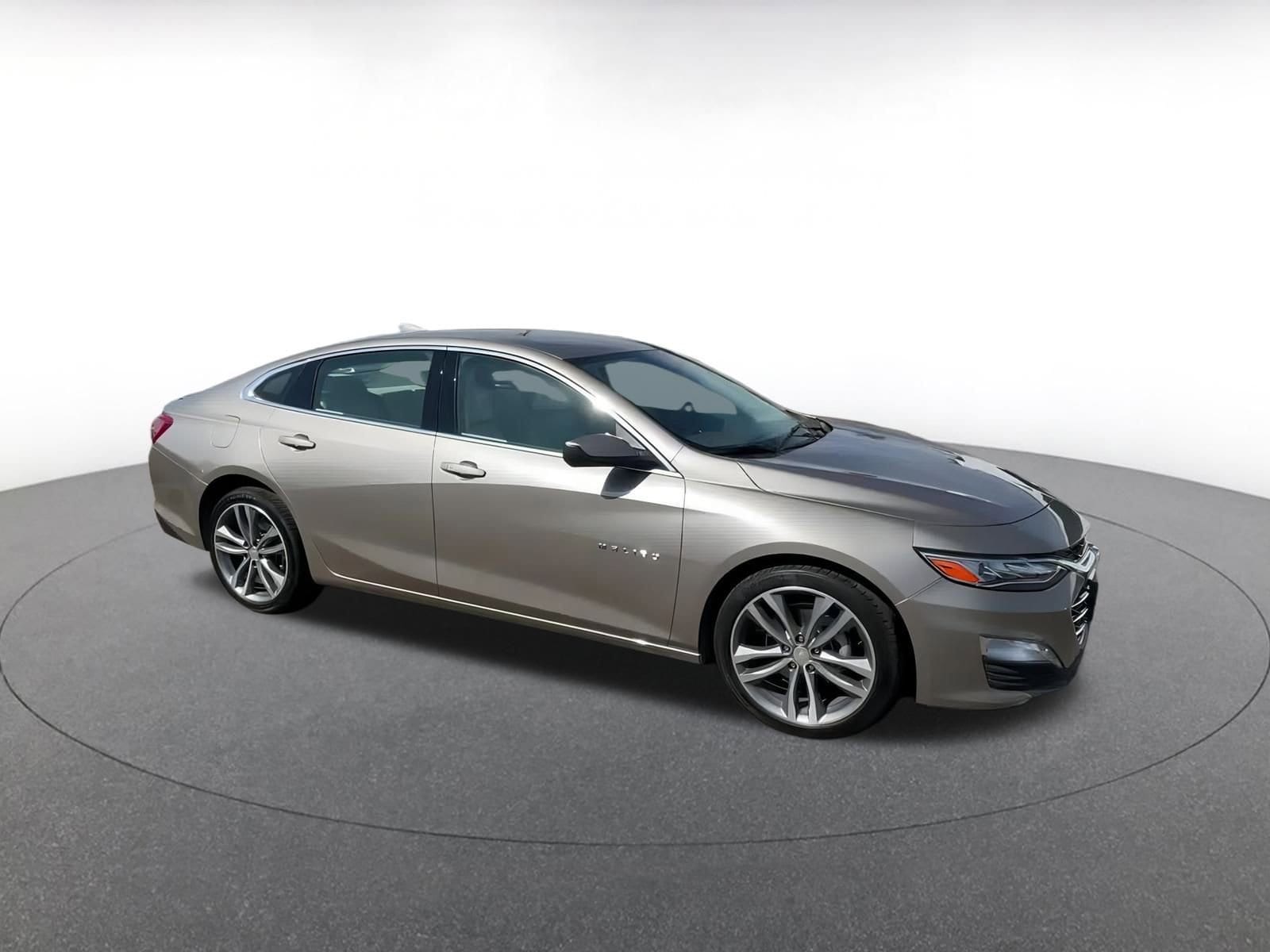 Thumbnail: 2024 Chevrolet Malibu - 2