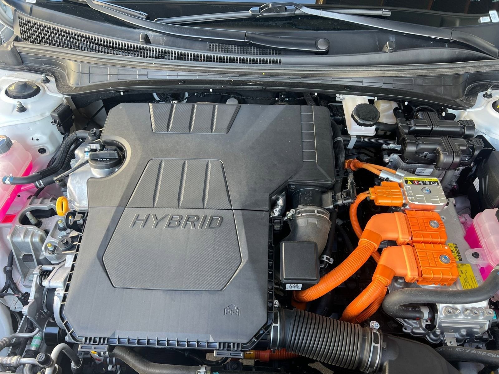 Thumbnail: 2025 Hyundai Elantra - 32