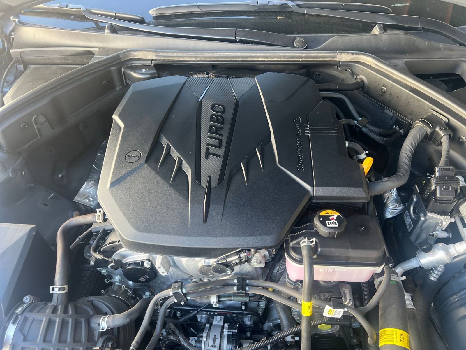 Thumbnail: 2025 Genesis G70 - 32