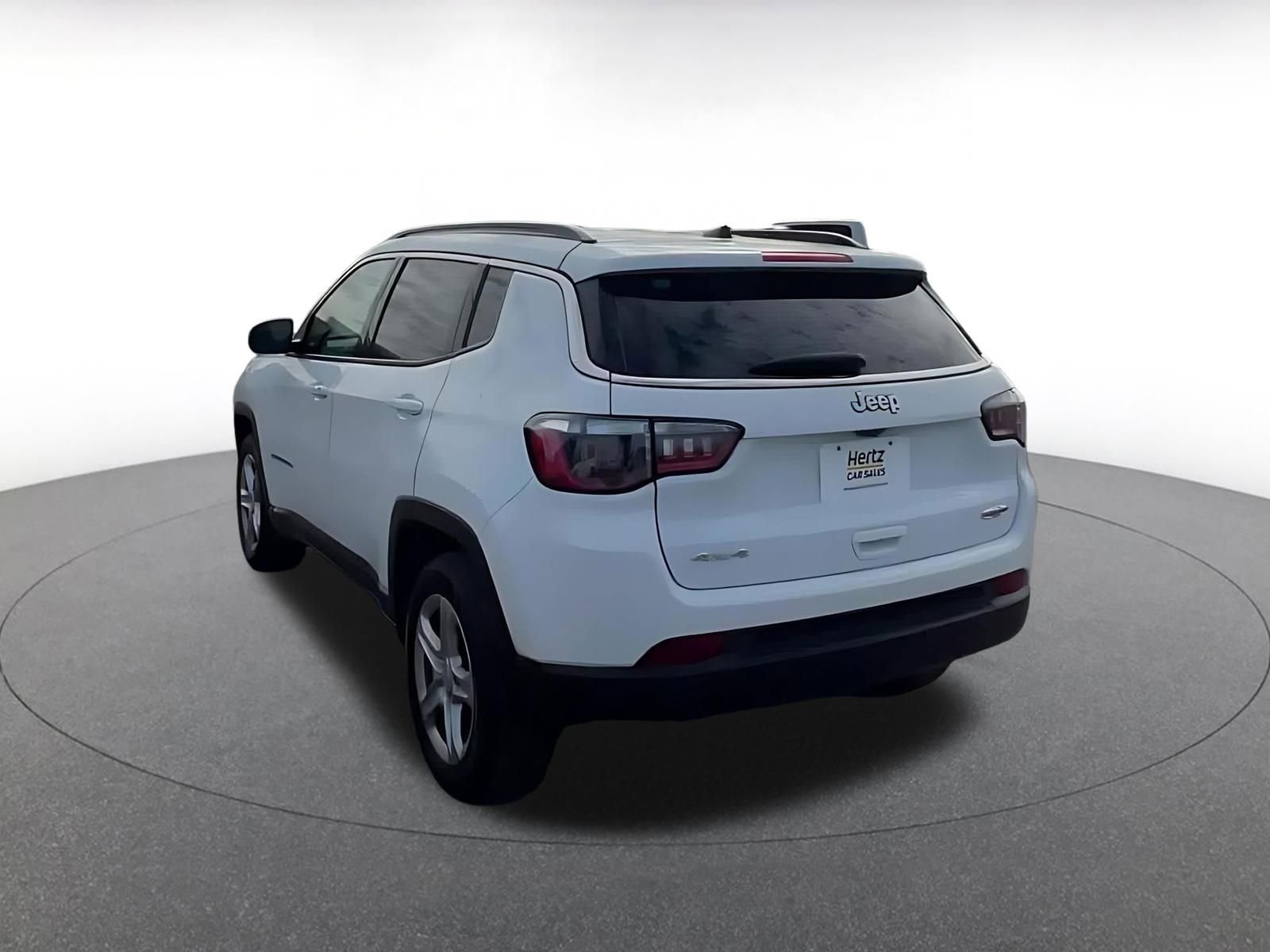 Thumbnail: 2023 Jeep Compass - 11