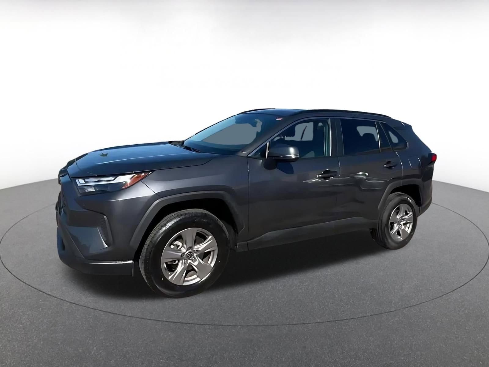 Thumbnail: 2025 Toyota RAV4 - 8