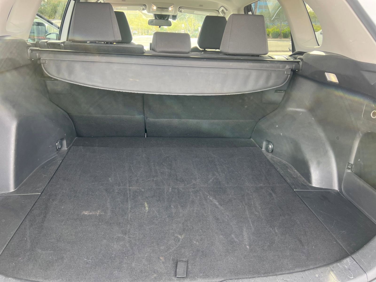 Thumbnail: 2025 Toyota RAV4 - 31