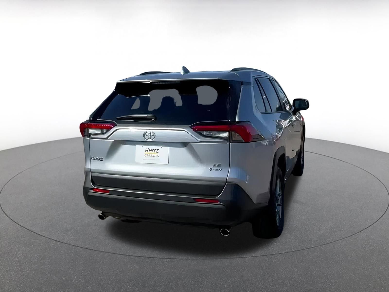 Thumbnail: 2025 Toyota RAV4 - 14