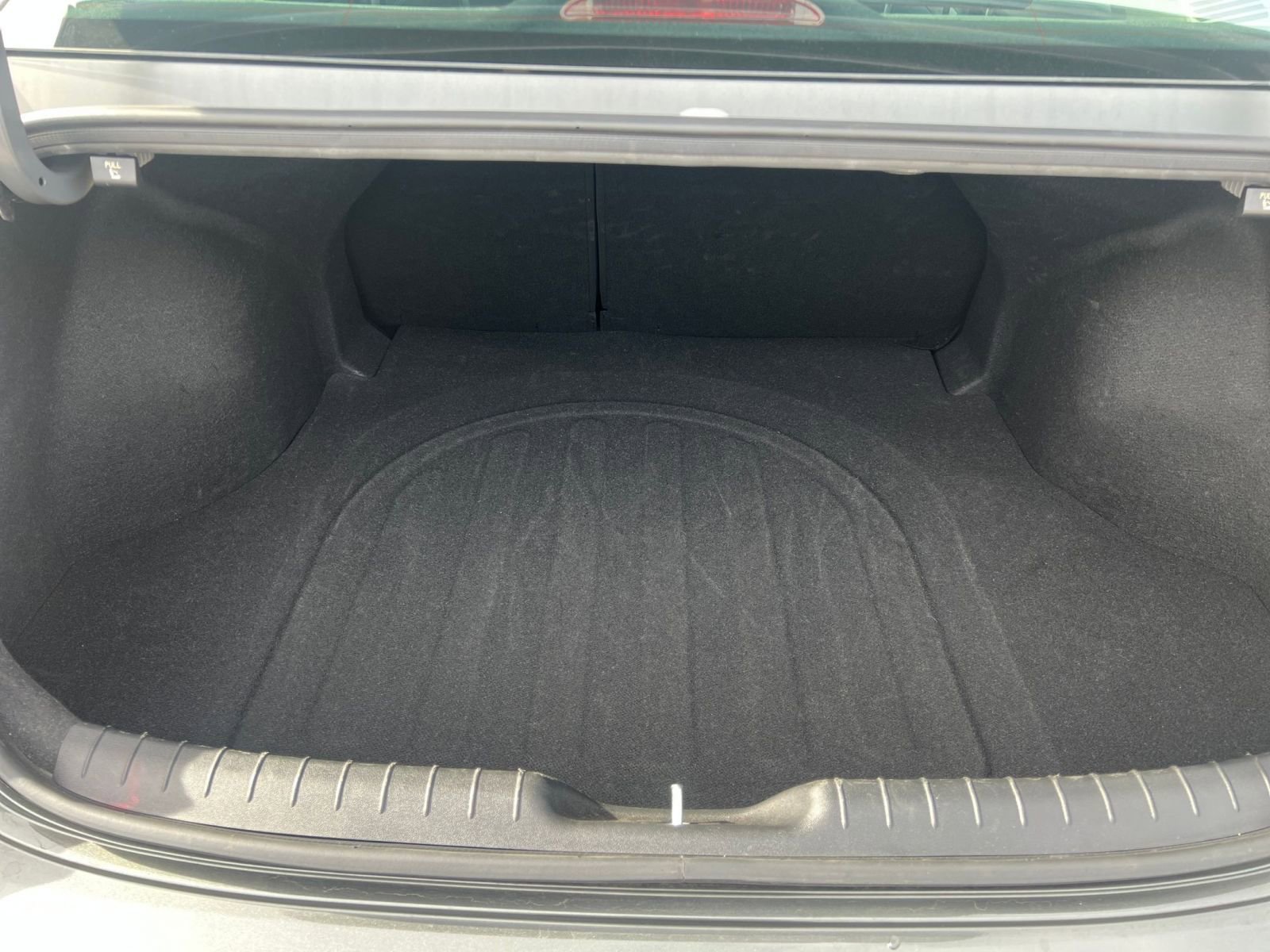 Thumbnail: 2025 Hyundai Elantra - 31