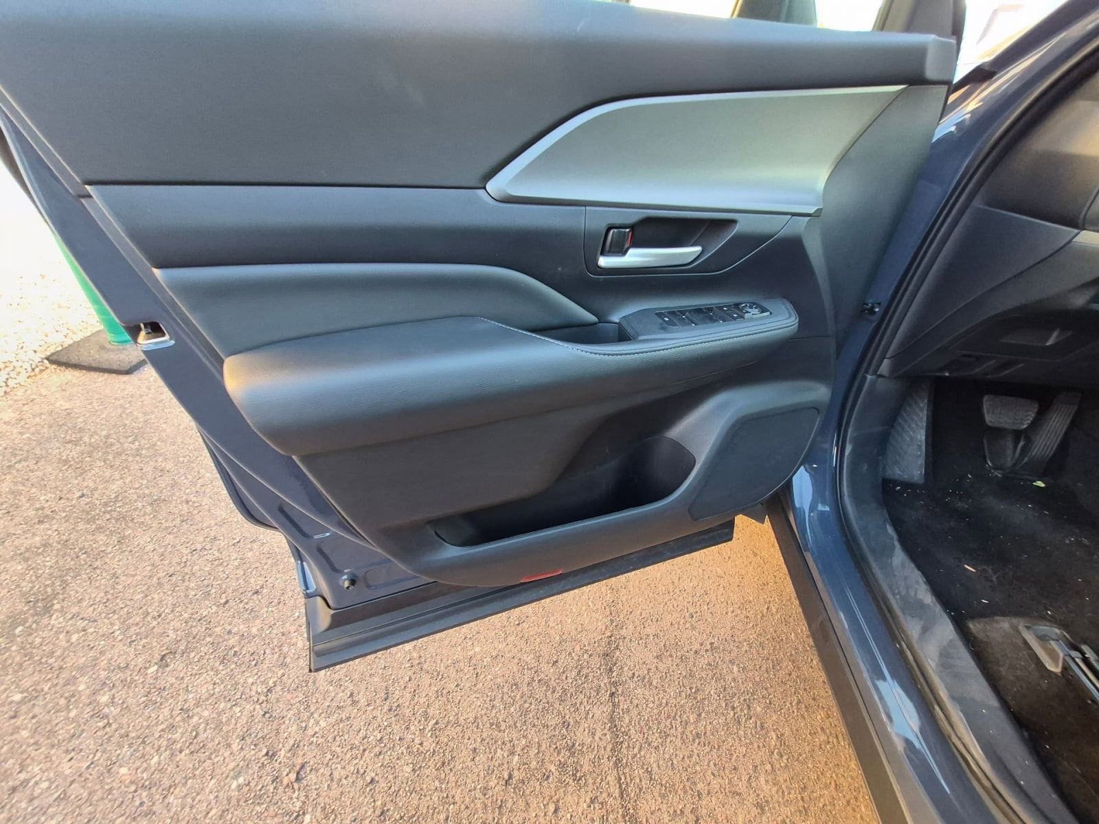 Thumbnail: 2025 Toyota Grand Highlander - 12