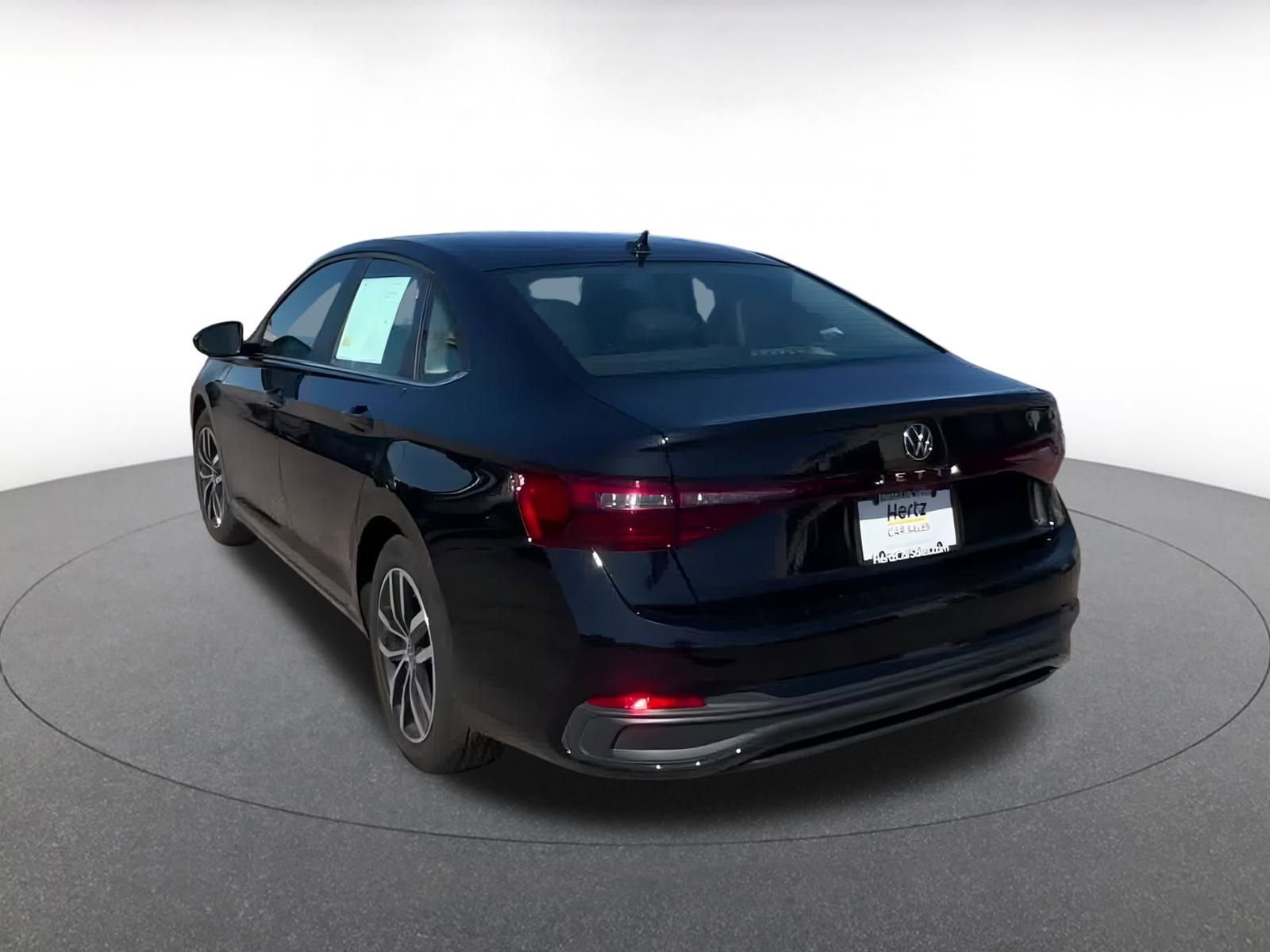 Thumbnail: 2025 Volkswagen Jetta - 11