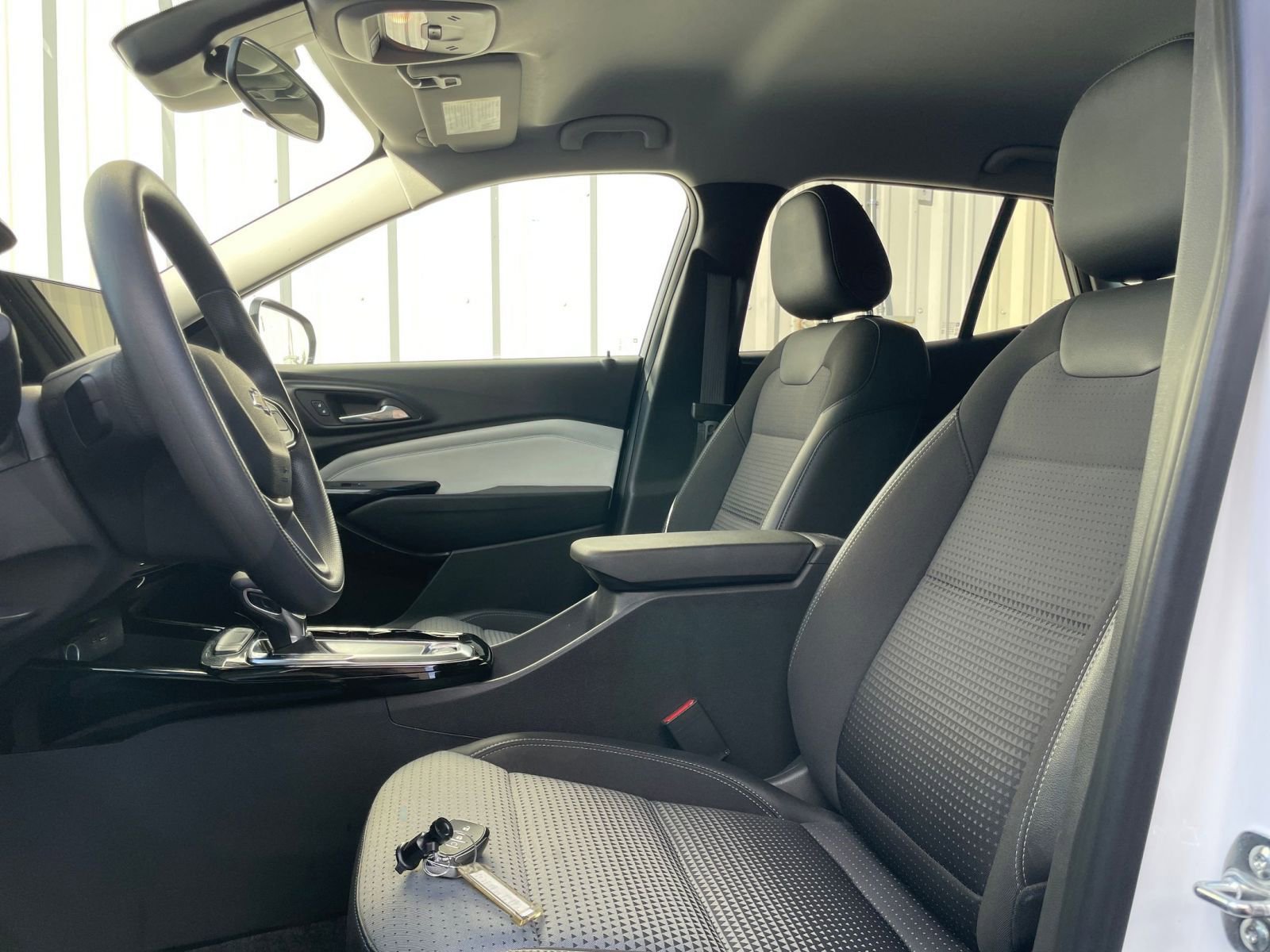 Thumbnail: 2025 Chevrolet Trax - 25