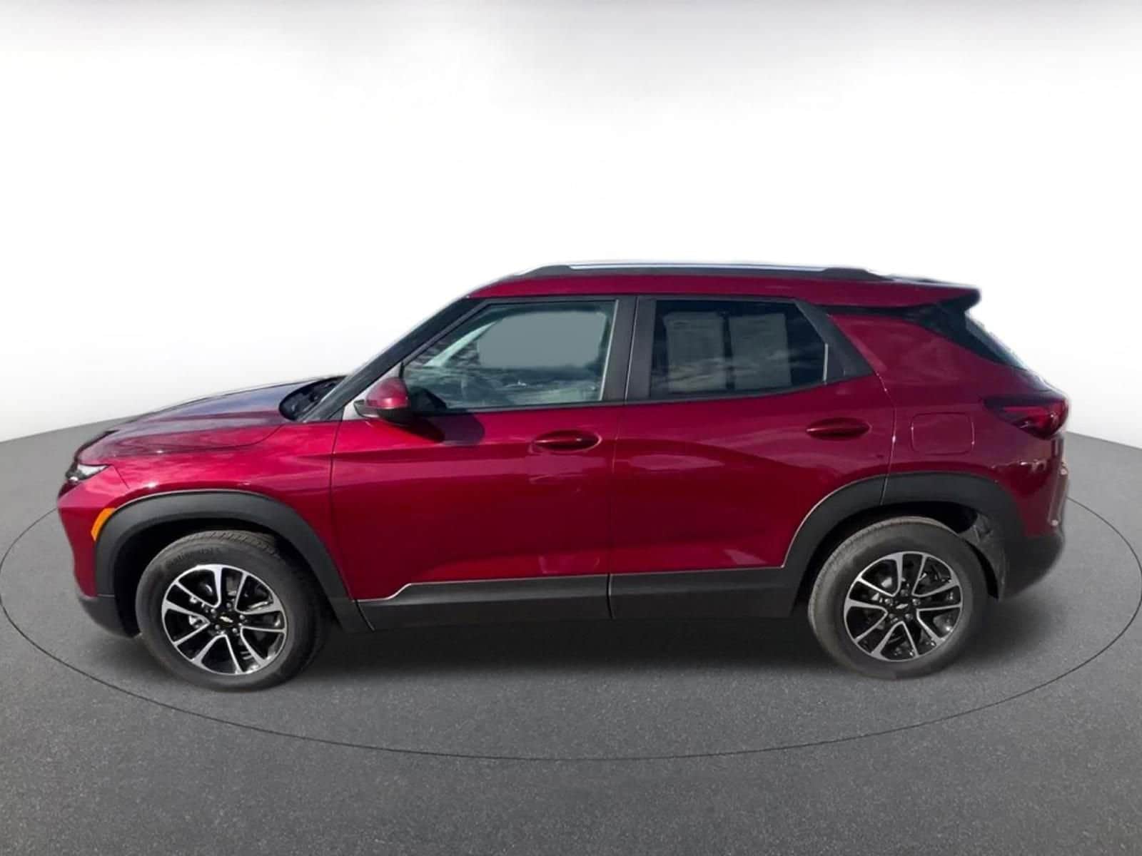 Thumbnail: 2025 Chevrolet TrailBlazer - 9