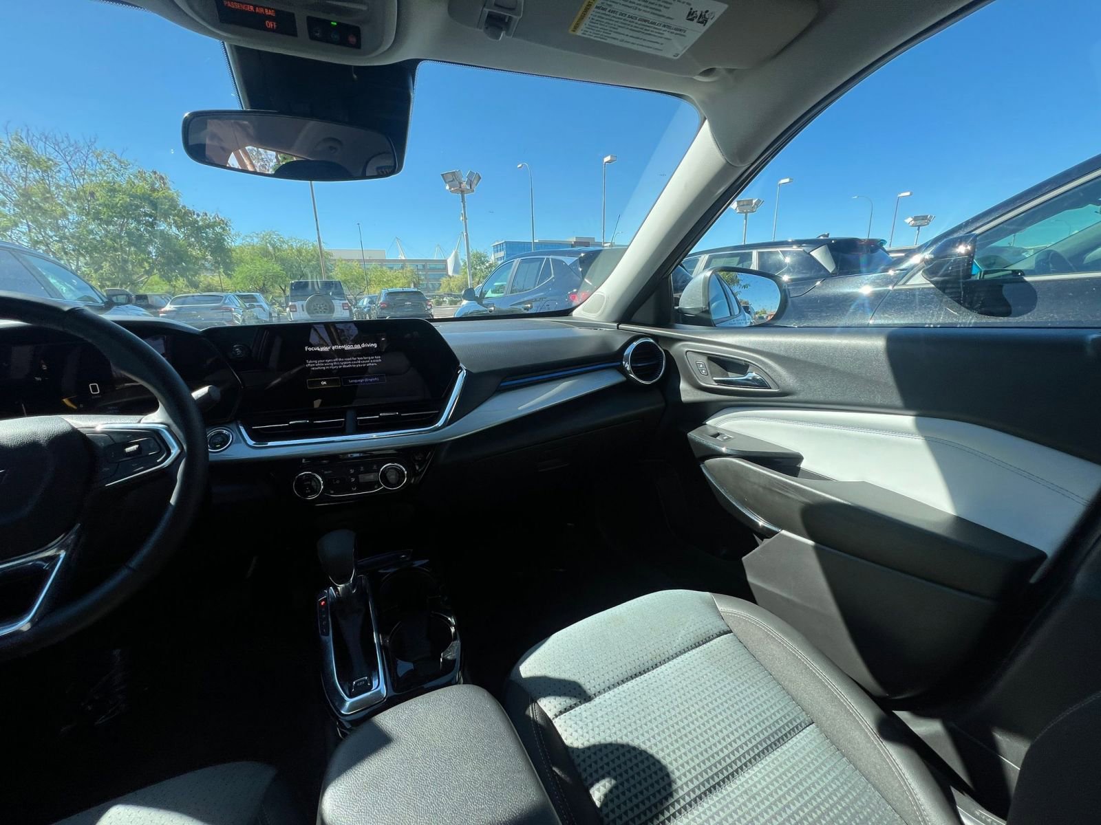 Thumbnail: 2025 Chevrolet Trax - 35