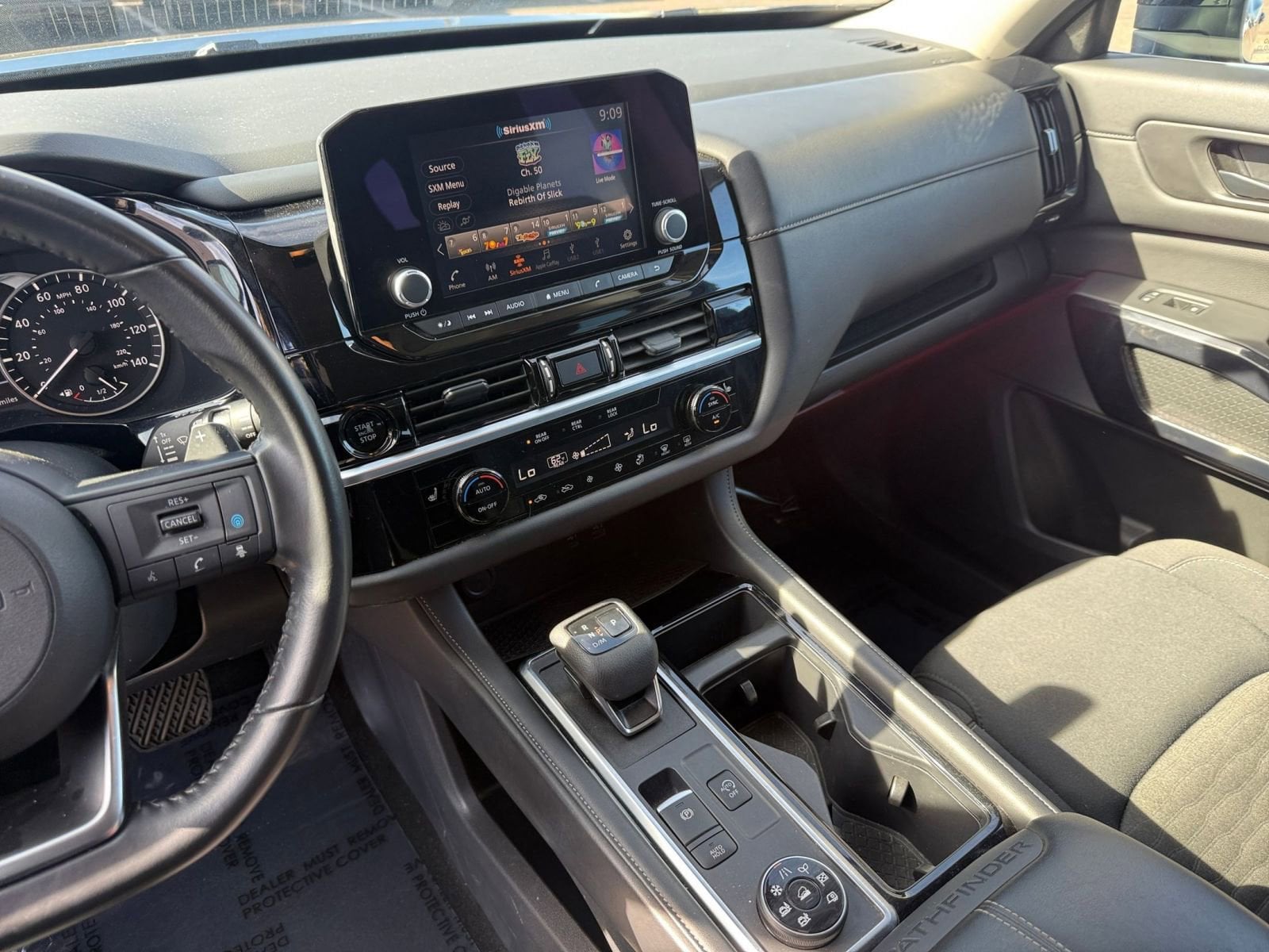 Thumbnail: 2025 Nissan Pathfinder - 21