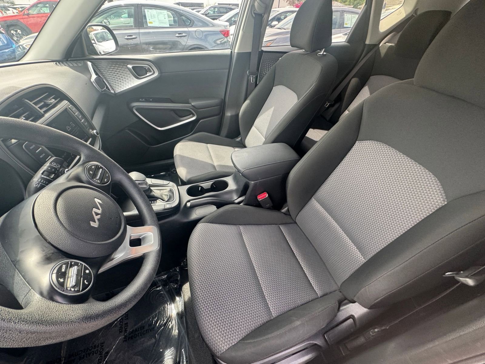 2024 Kia Soul LX 34