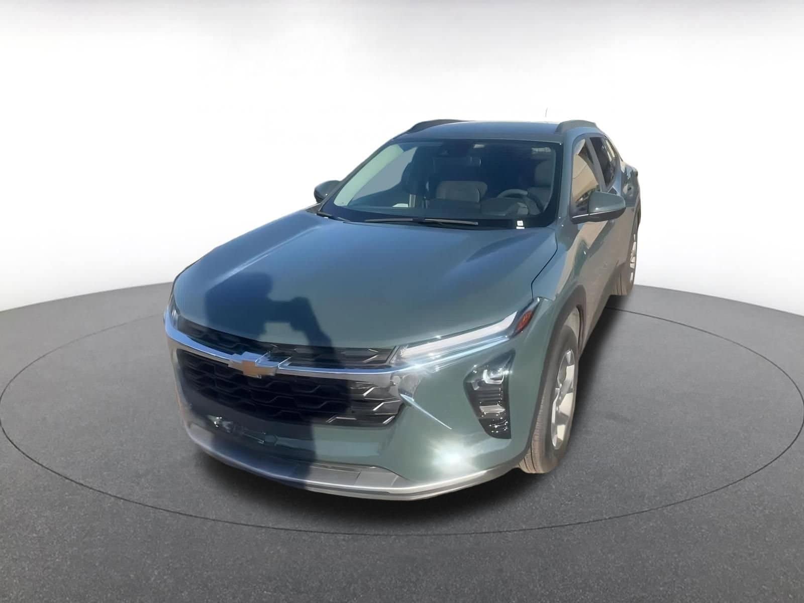 Thumbnail: 2025 Chevrolet Trax - 7