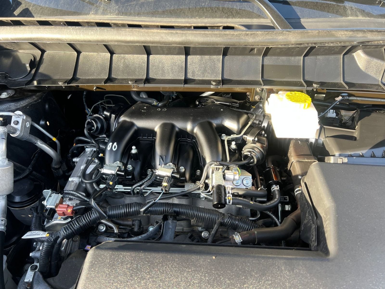 Thumbnail: 2025 Nissan Pathfinder - 32