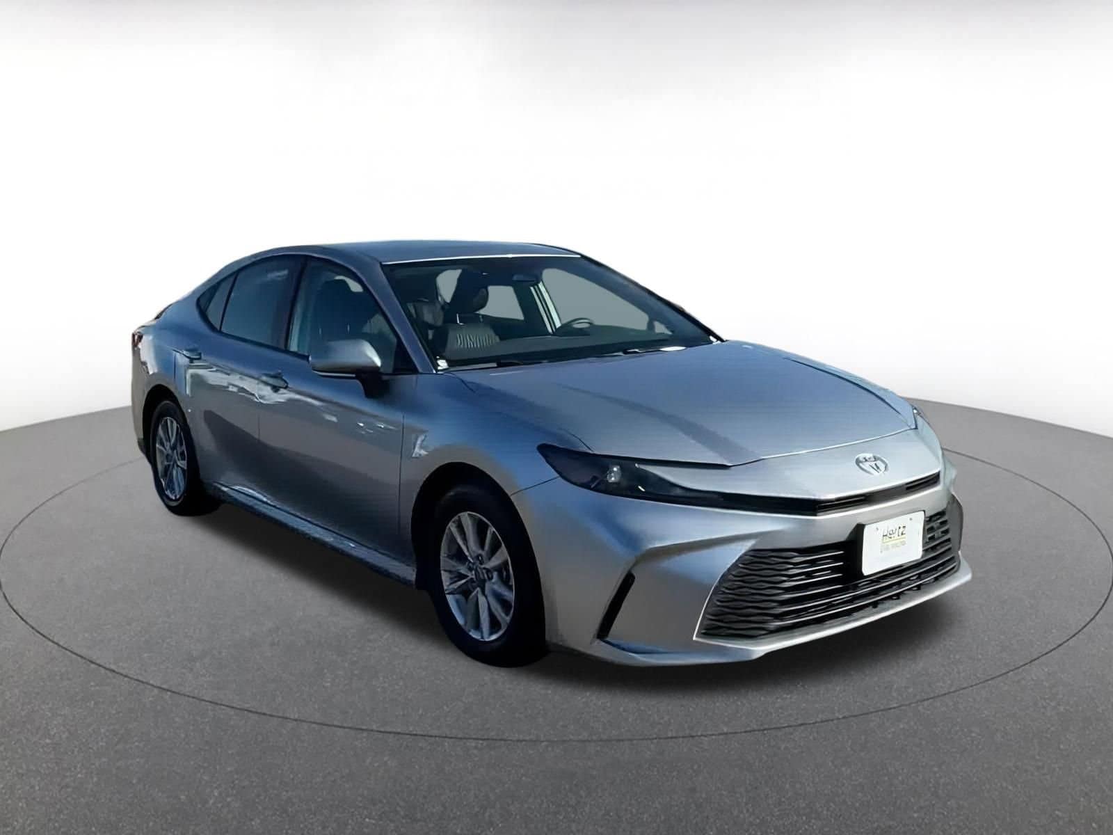 Thumbnail: 2025 Toyota Camry - 3