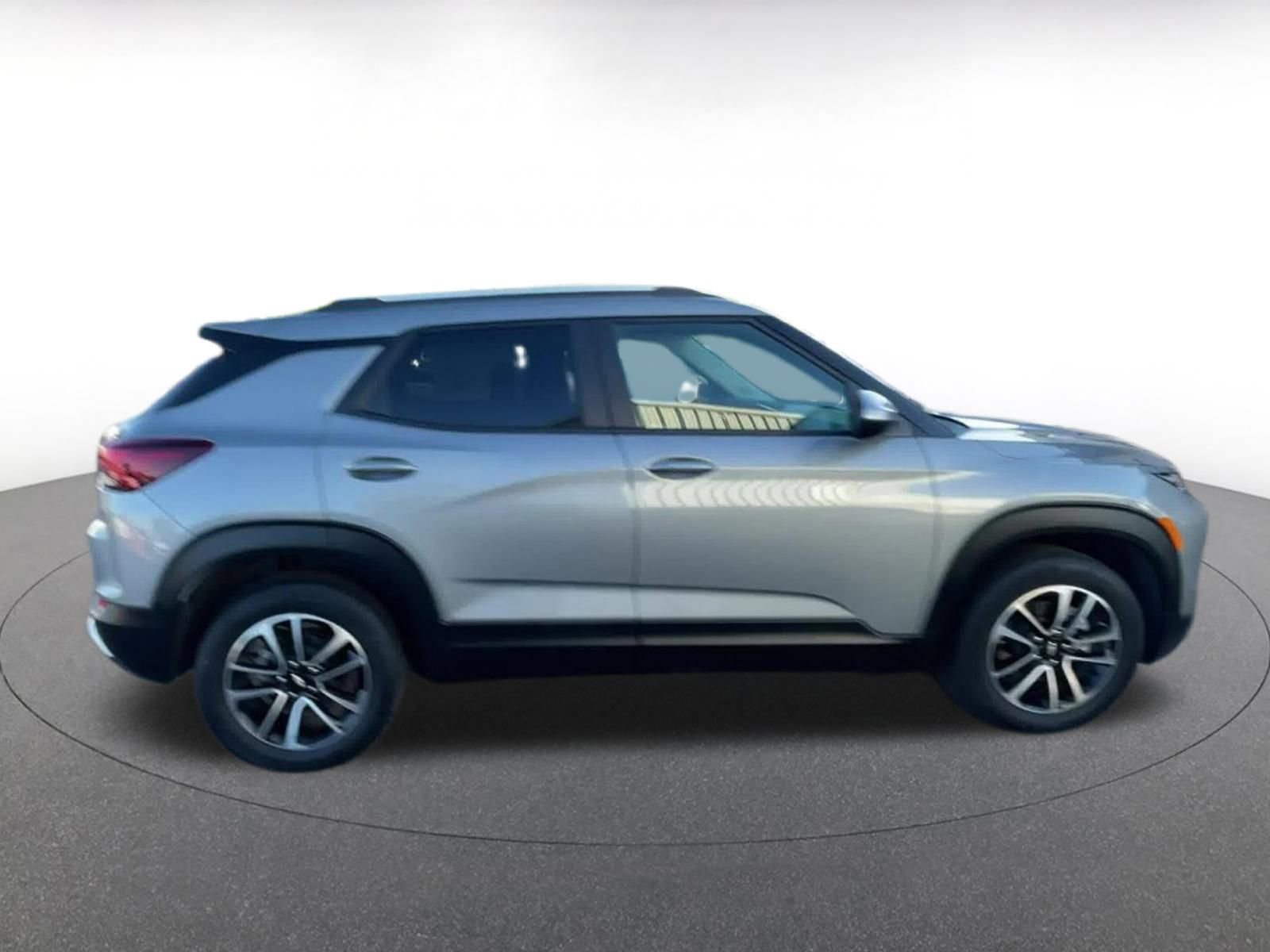 Thumbnail: 2025 Chevrolet TrailBlazer - 16