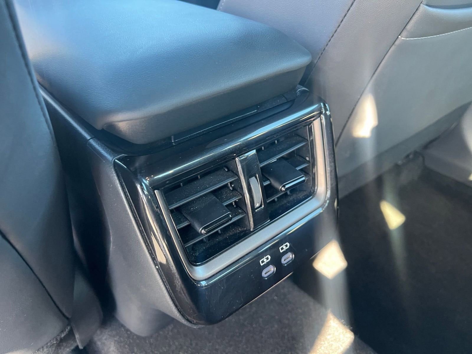 Thumbnail: 2025 Toyota Crown - 24