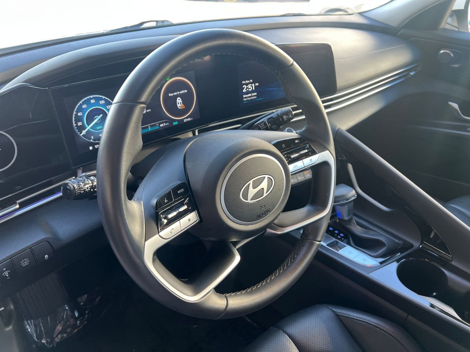 Thumbnail: 2025 Hyundai Elantra - 28