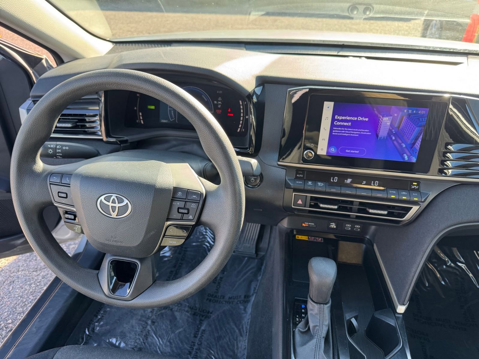 Thumbnail: 2025 Toyota Camry - 32