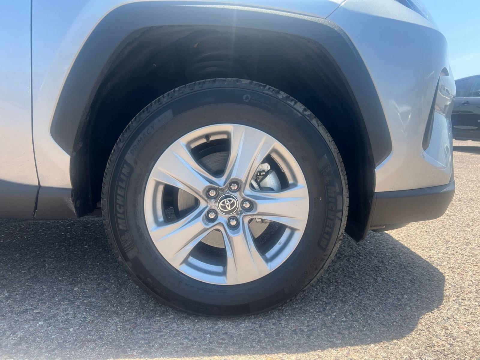 2024 Toyota RAV4 XLE 30