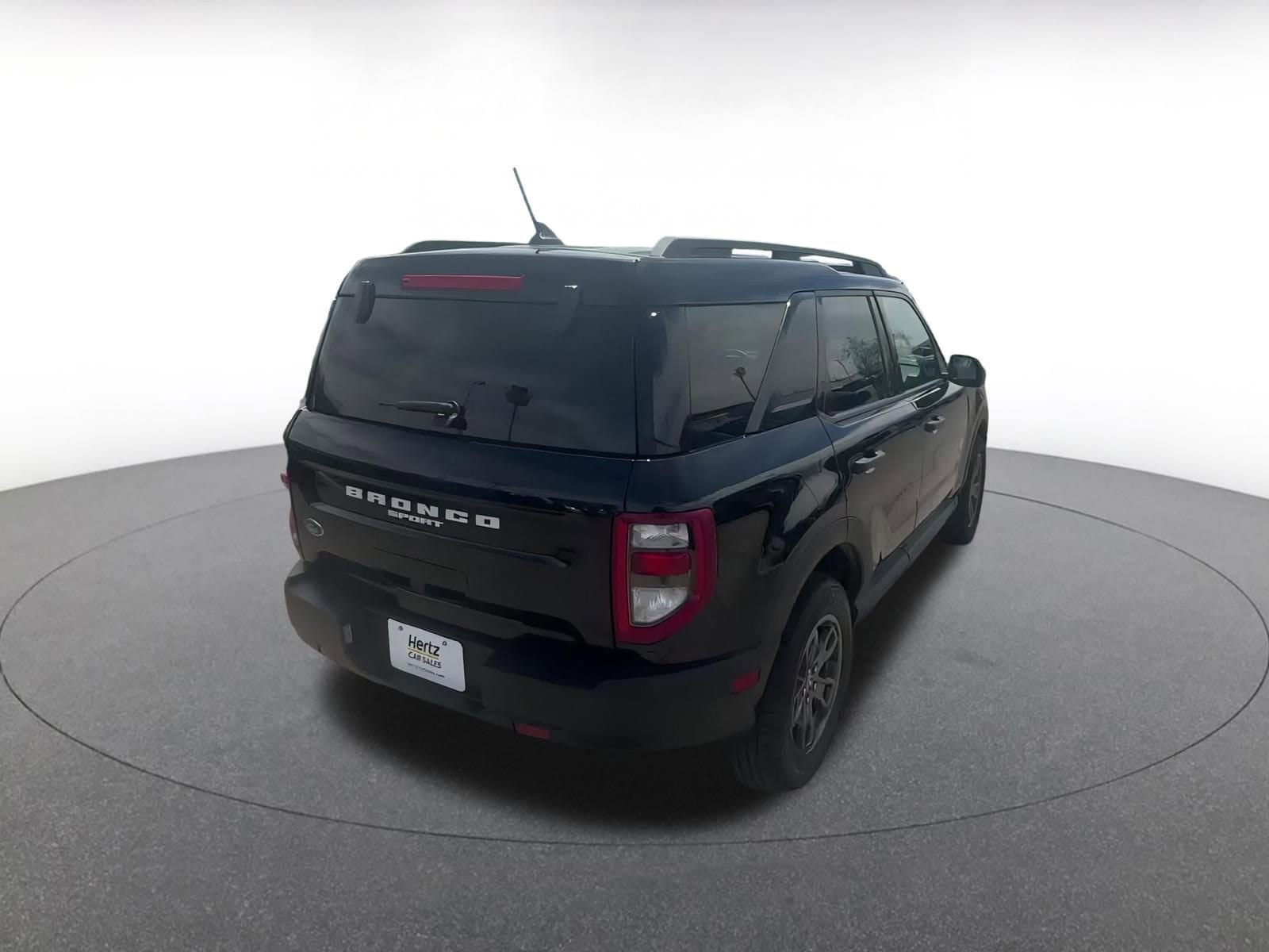 Thumbnail: 2022 Ford Bronco Sport - 13