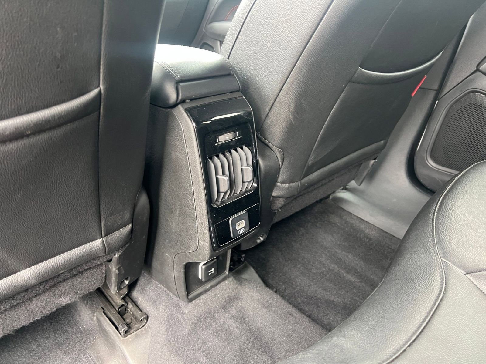 Thumbnail: 2025 Jeep Compass - 23