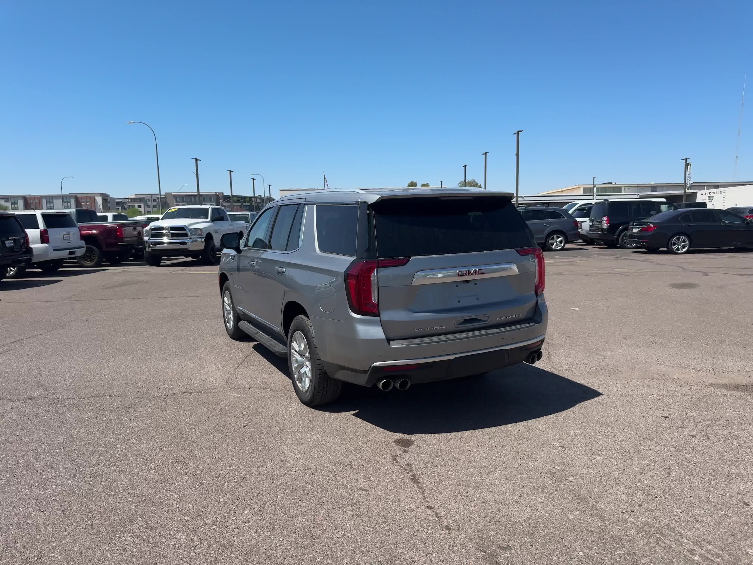 2023 GMC Yukon Denali 15