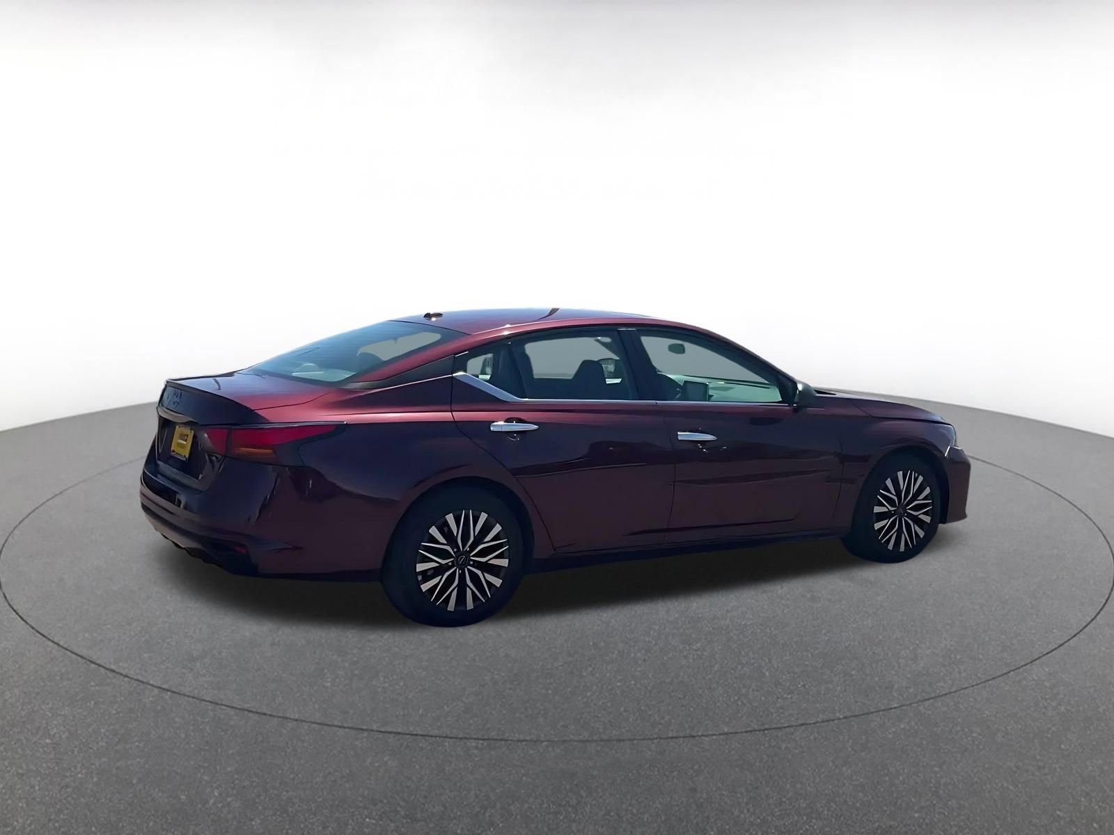 Thumbnail: 2025 Nissan Altima - 12