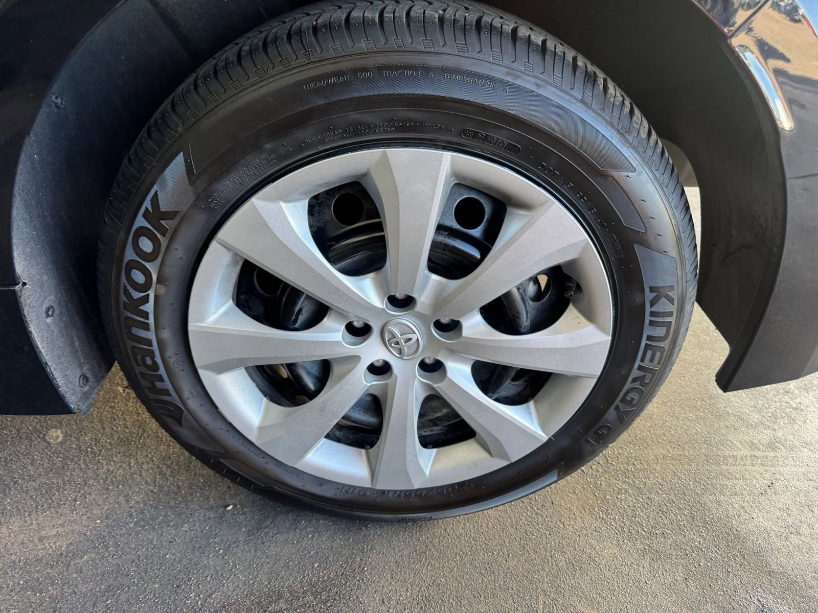 Thumbnail: 2025 Toyota Corolla - 29