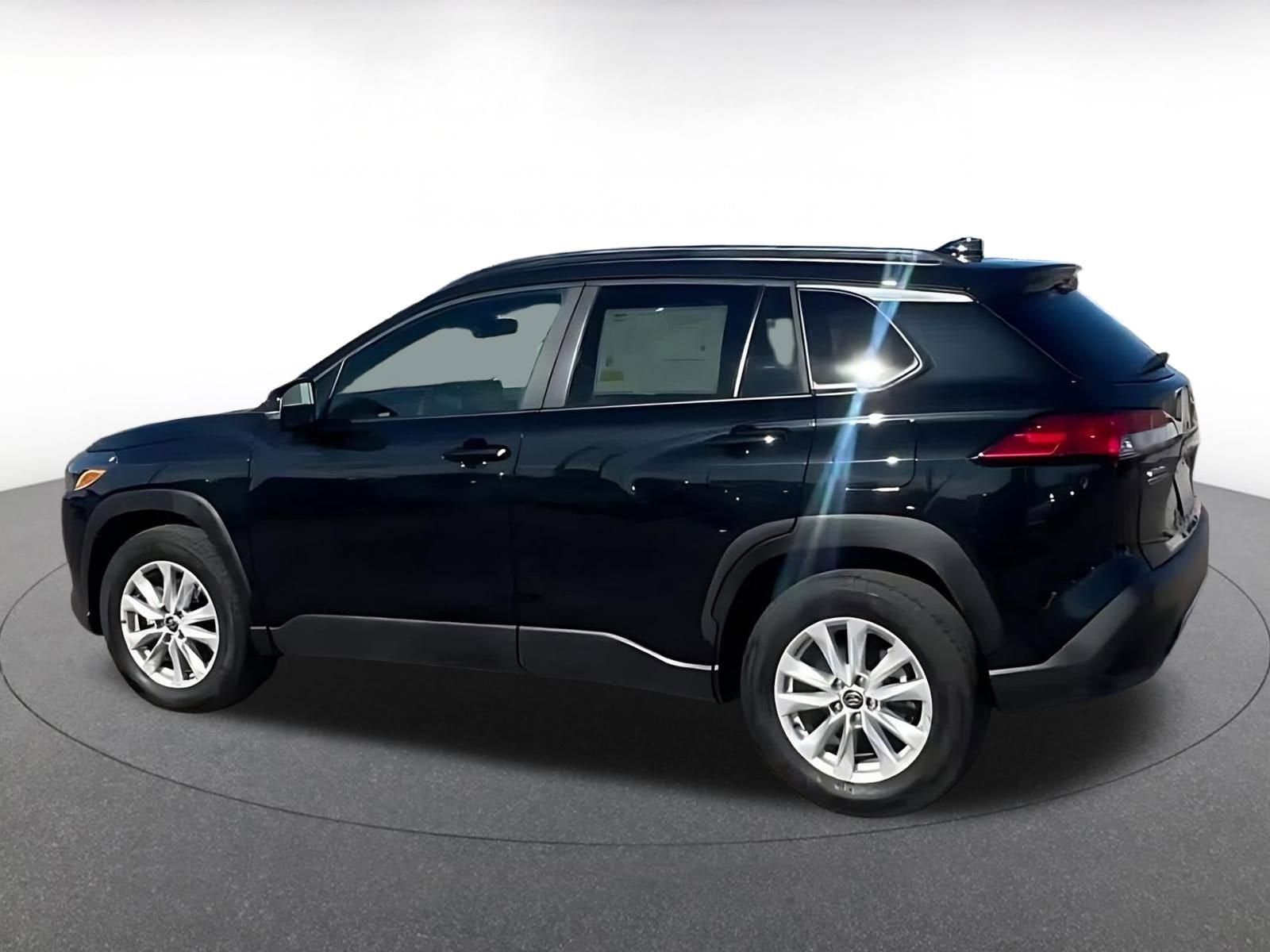 Thumbnail: 2025 Toyota Corolla Cross - 9