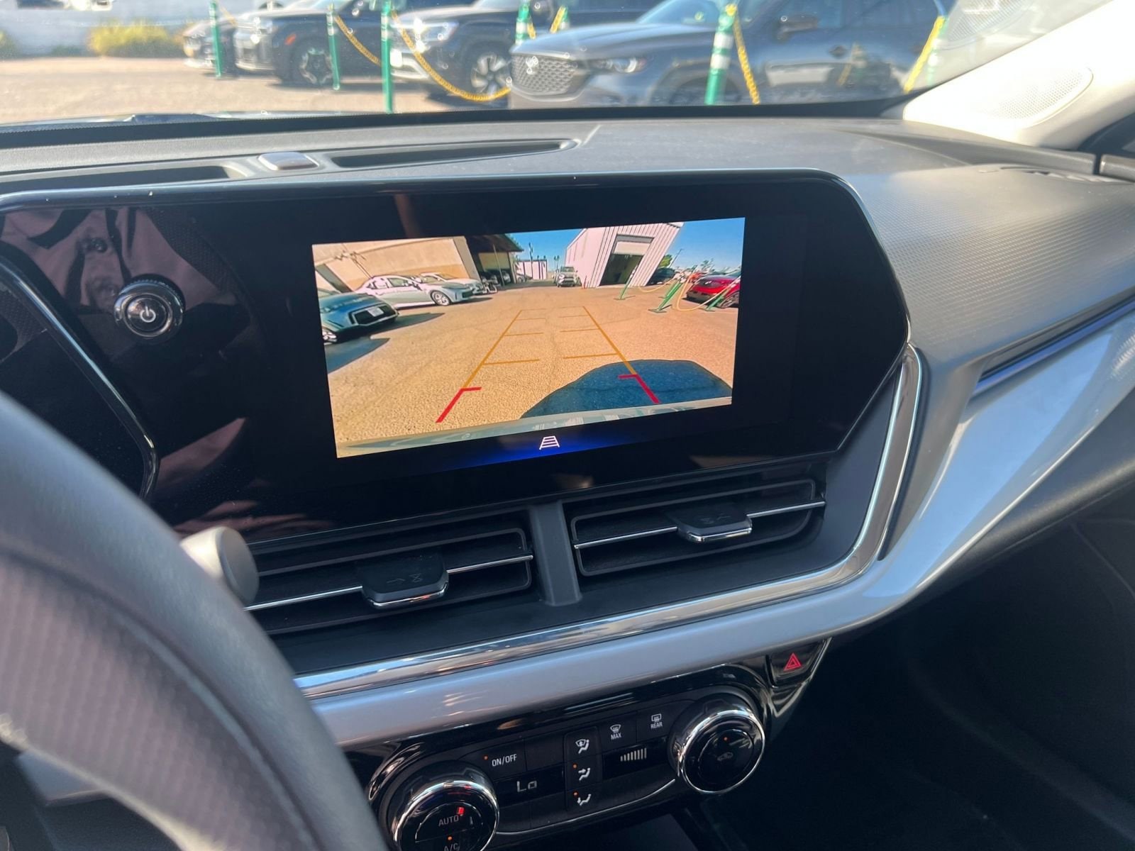 Thumbnail: 2025 Chevrolet Trax - 24