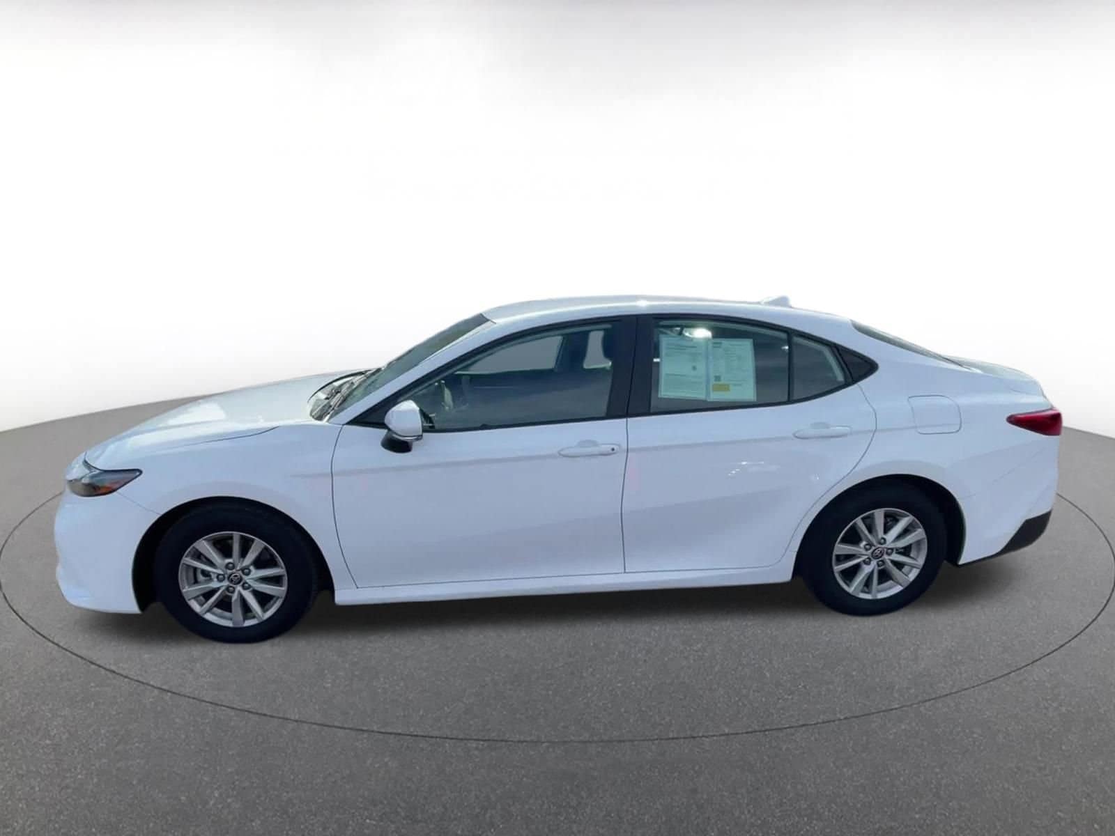 Thumbnail: 2025 Toyota Camry - 9