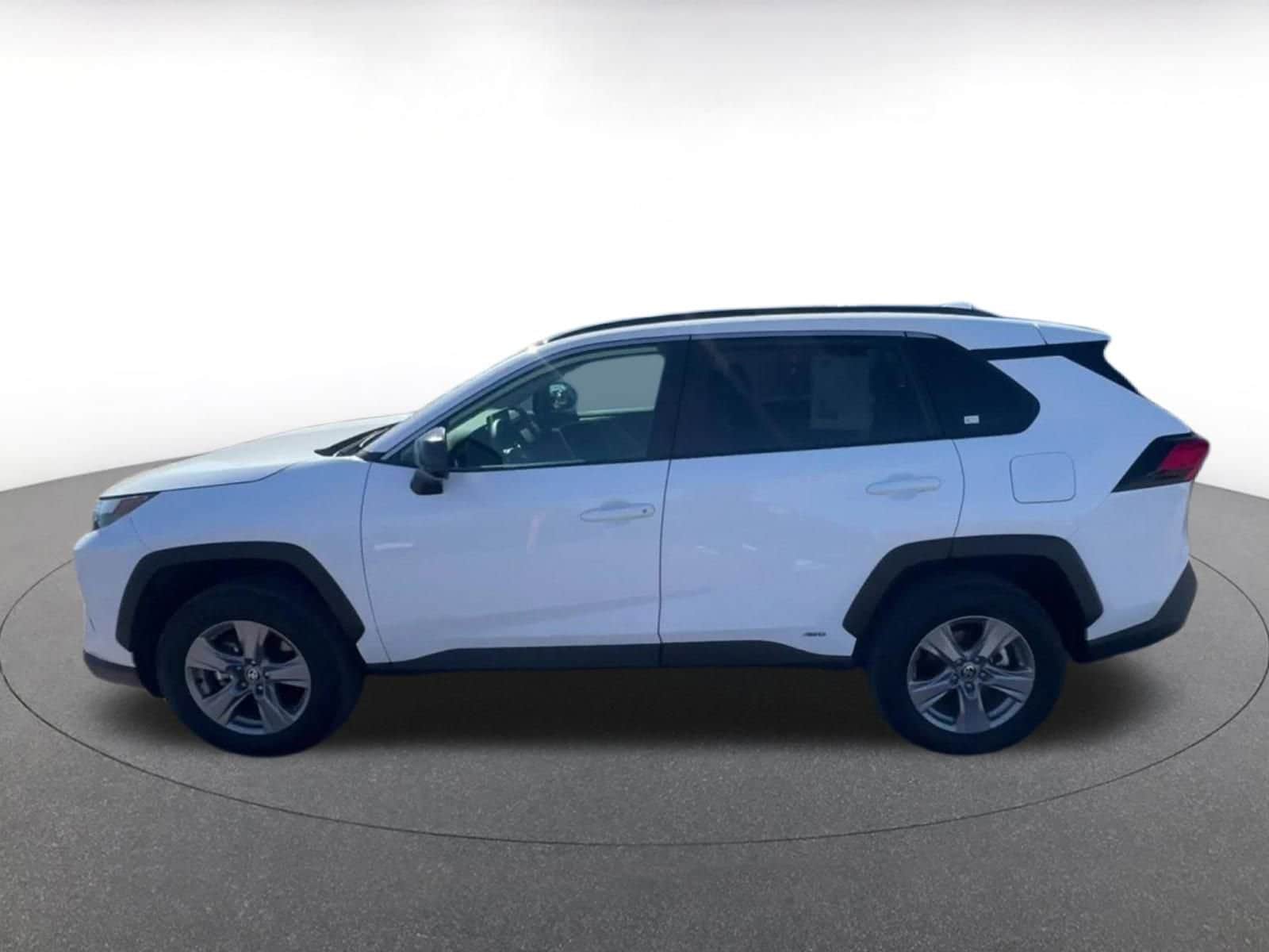 Thumbnail: 2025 Toyota RAV4 - 9