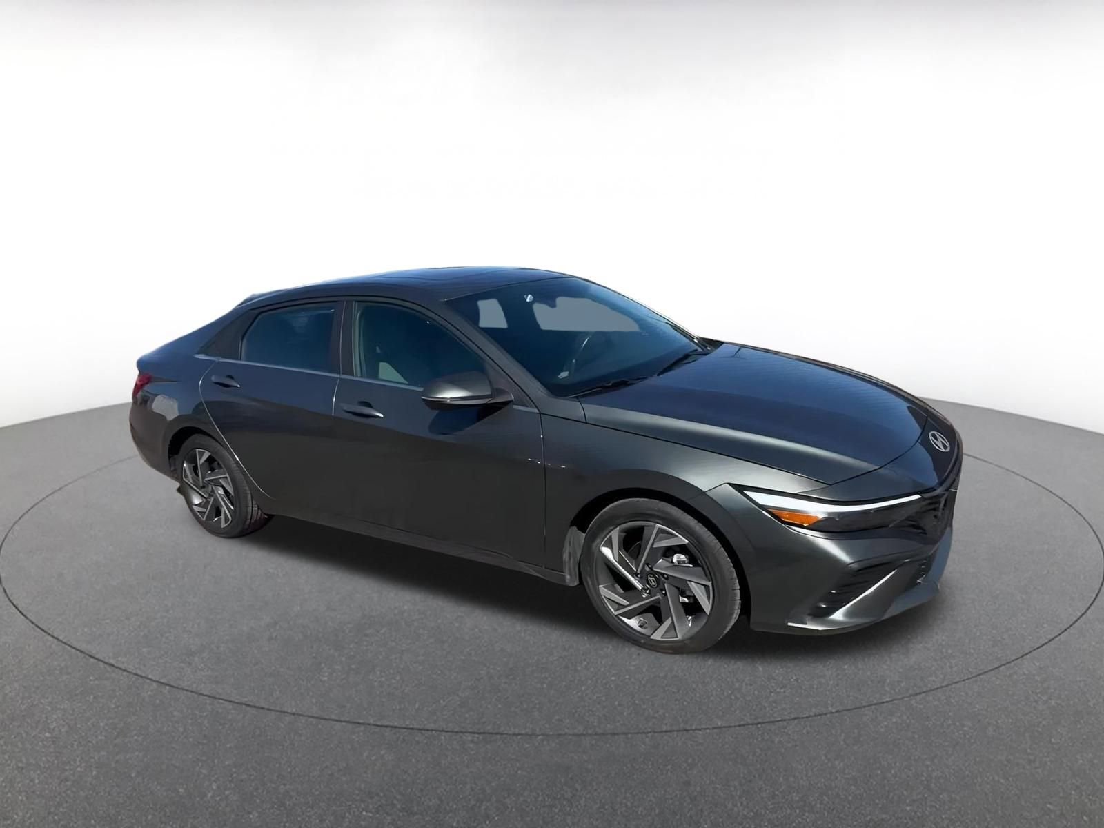 Thumbnail: 2025 Hyundai Elantra - 2